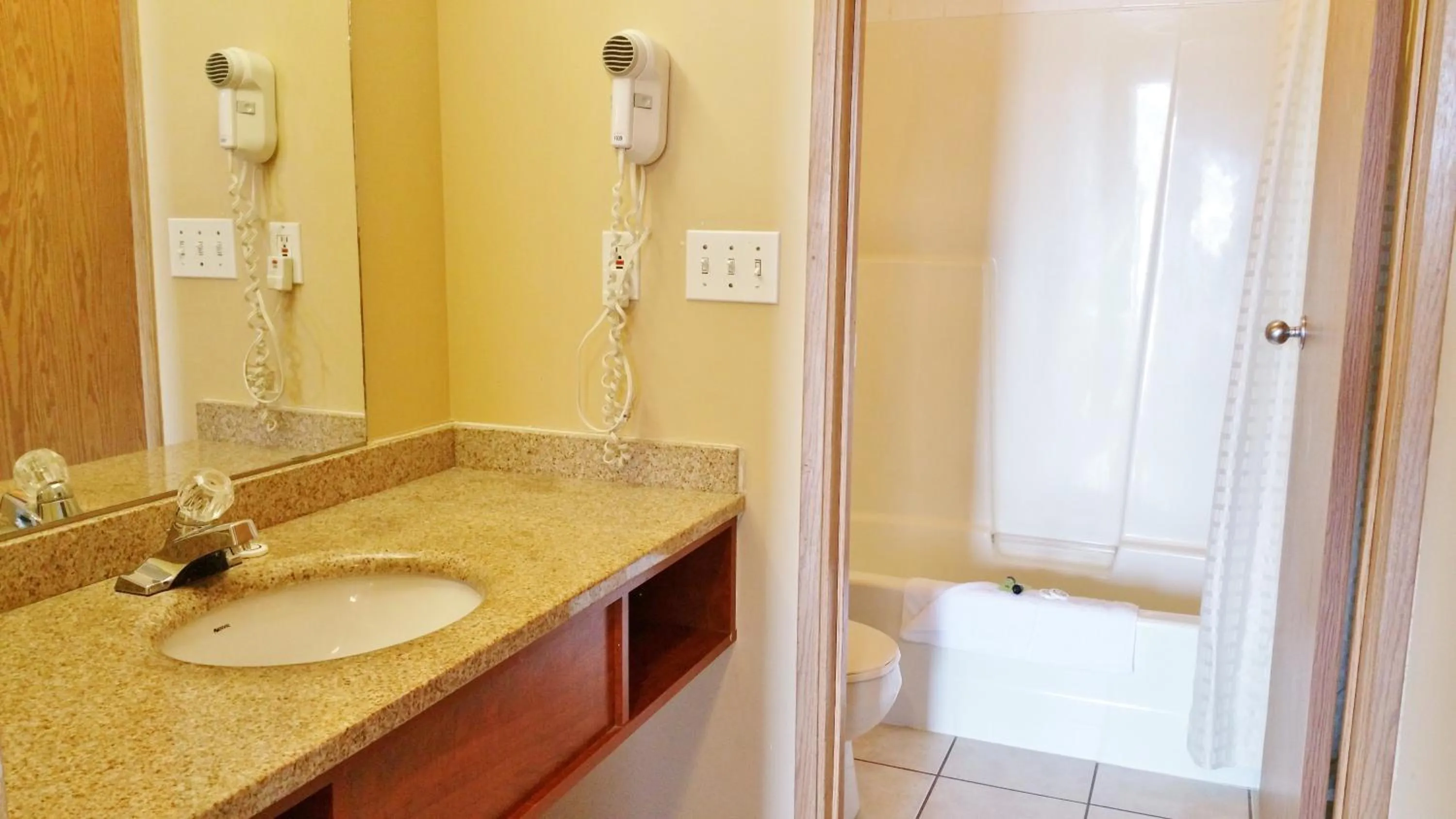 Other in Alpine Motel