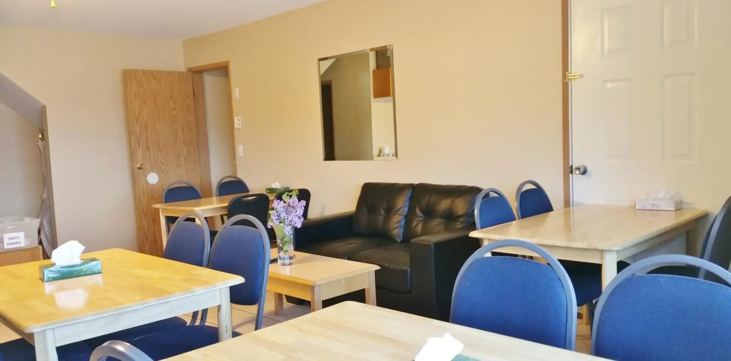 Restaurant/places to eat in Alpine Motel Restaurant/places to eat in Alpine Motel