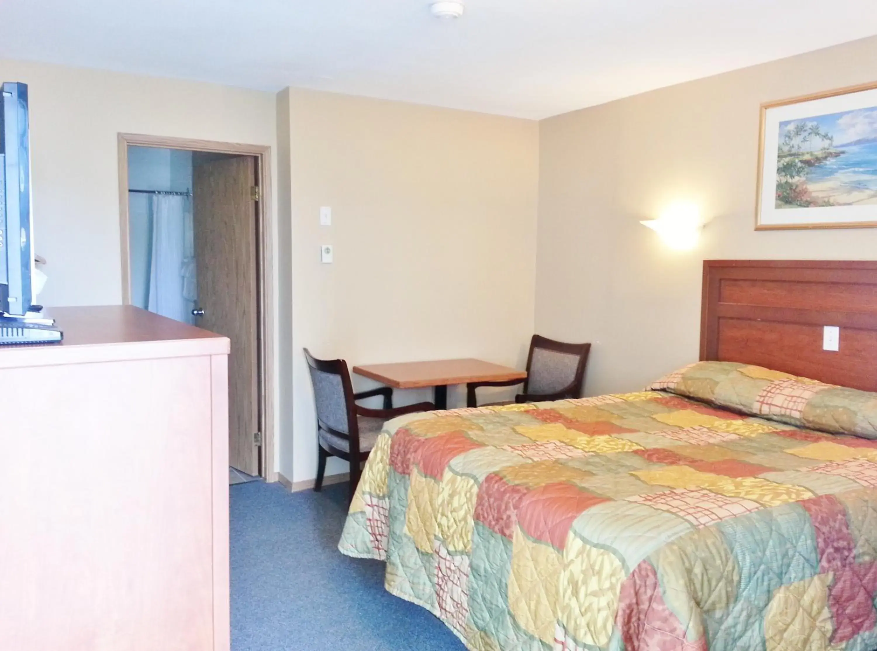 Bed in Alpine Motel Bed in Alpine Motel