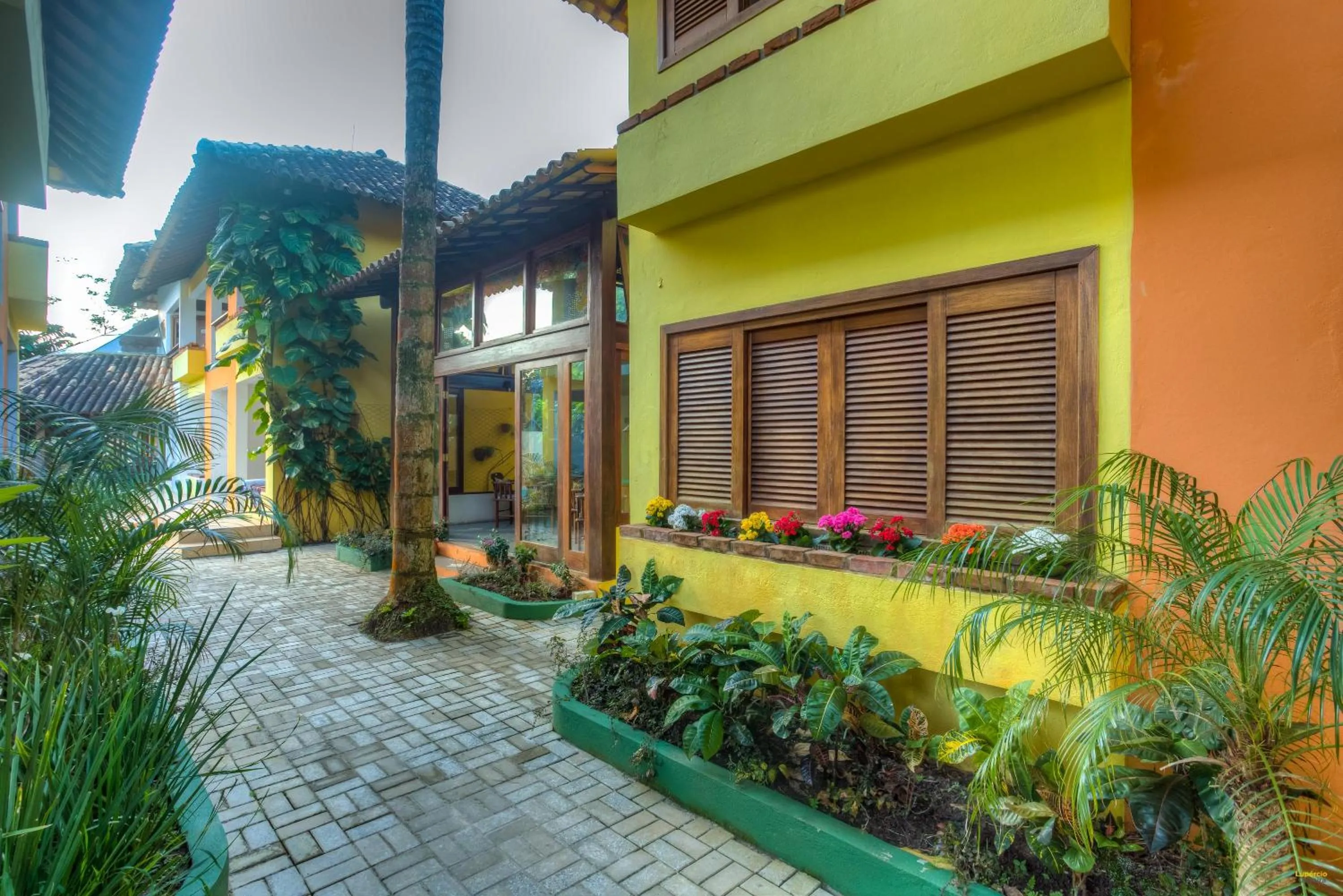 Property building in Pousada Maria Farinha