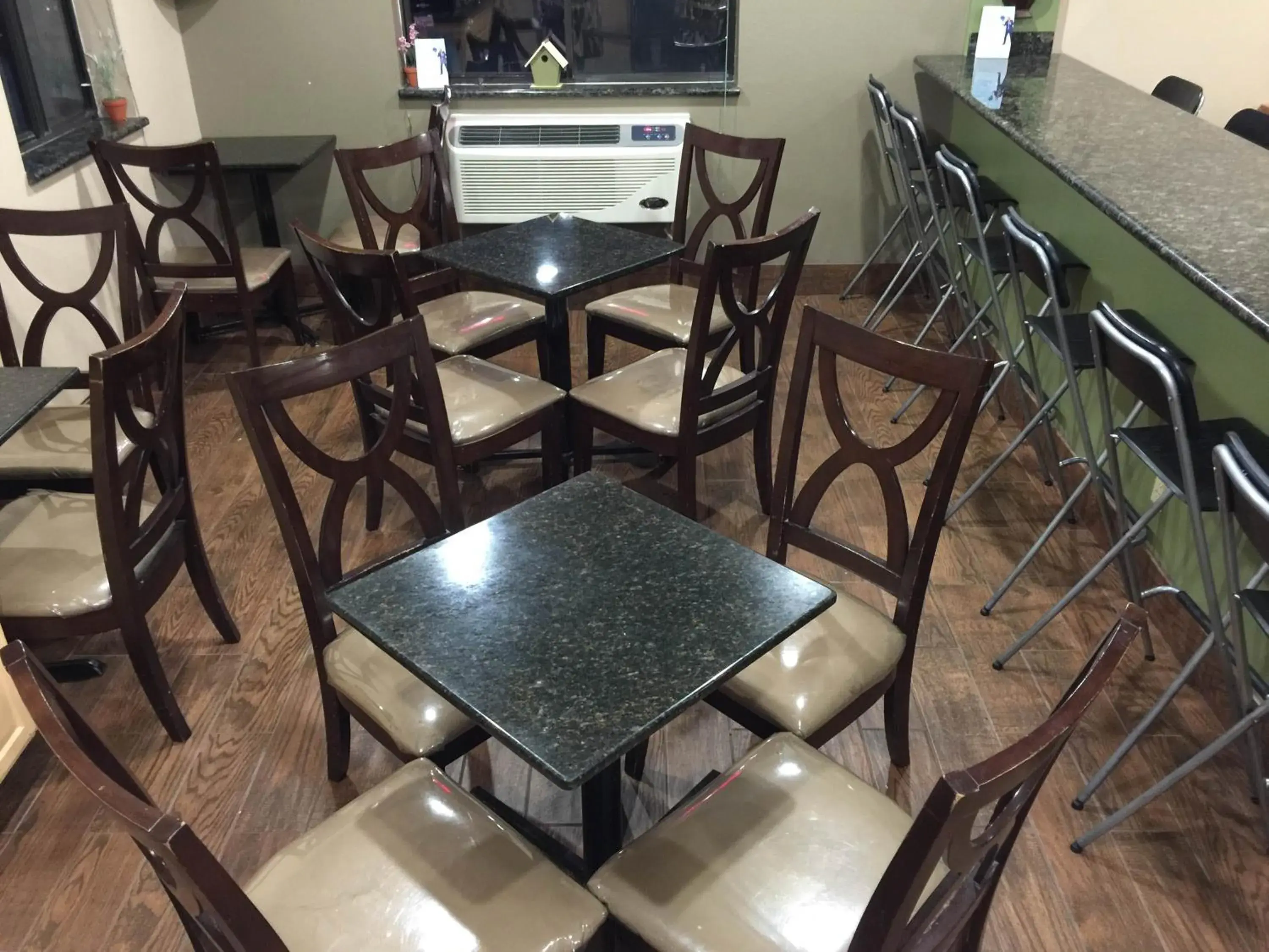 Lounge or bar in Super 8 by Wyndham Cedar City Lounge or bar in Super 8 by Wyndham Cedar City