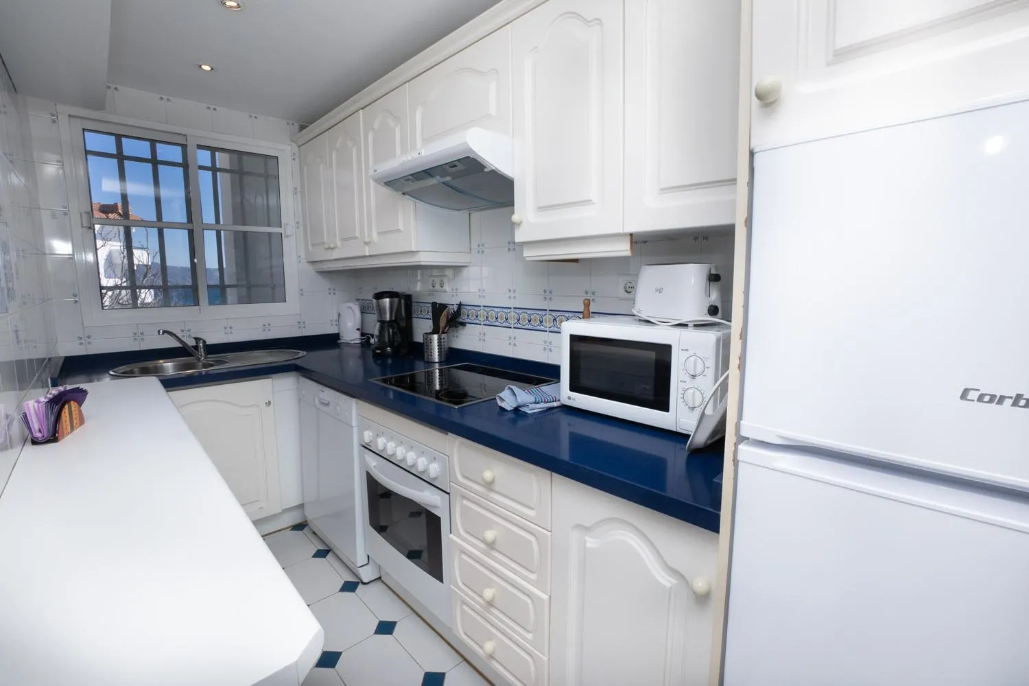 Kitchen or kitchenette in Fuentes A2 1ºB