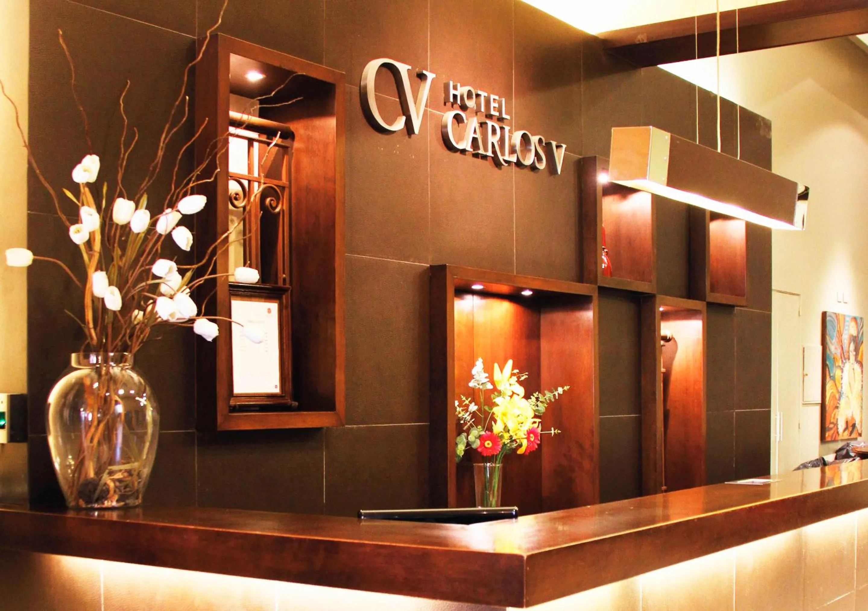 Lobby or reception in Hotel Carlos V