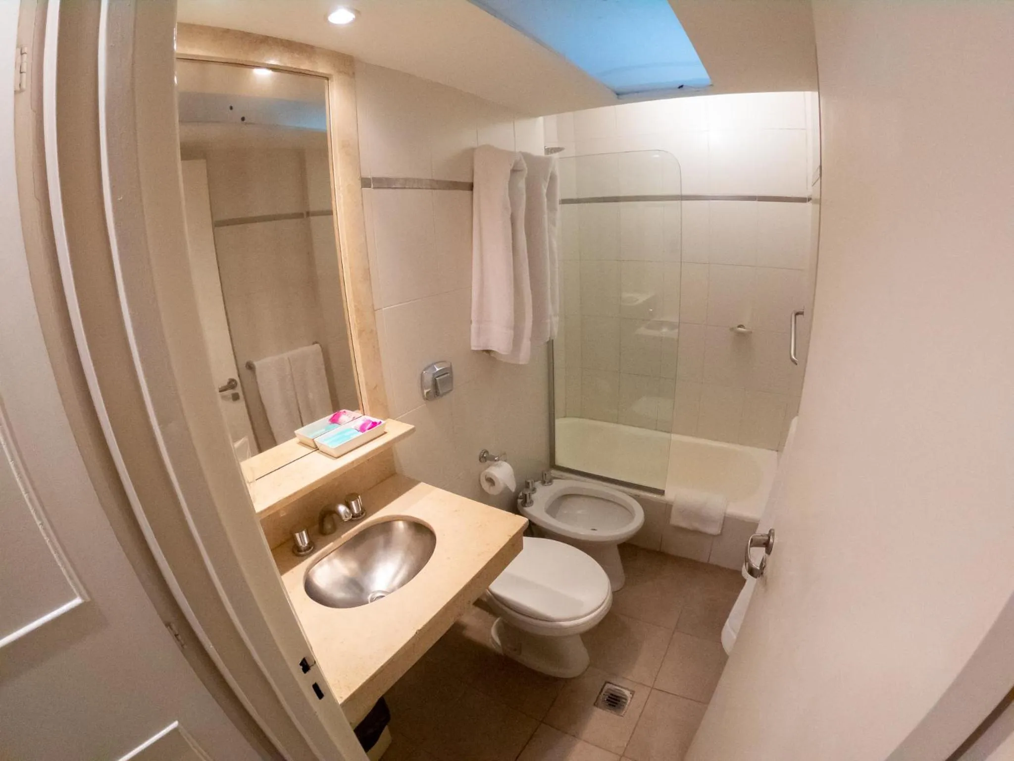 Bathroom in Hotel Metropol