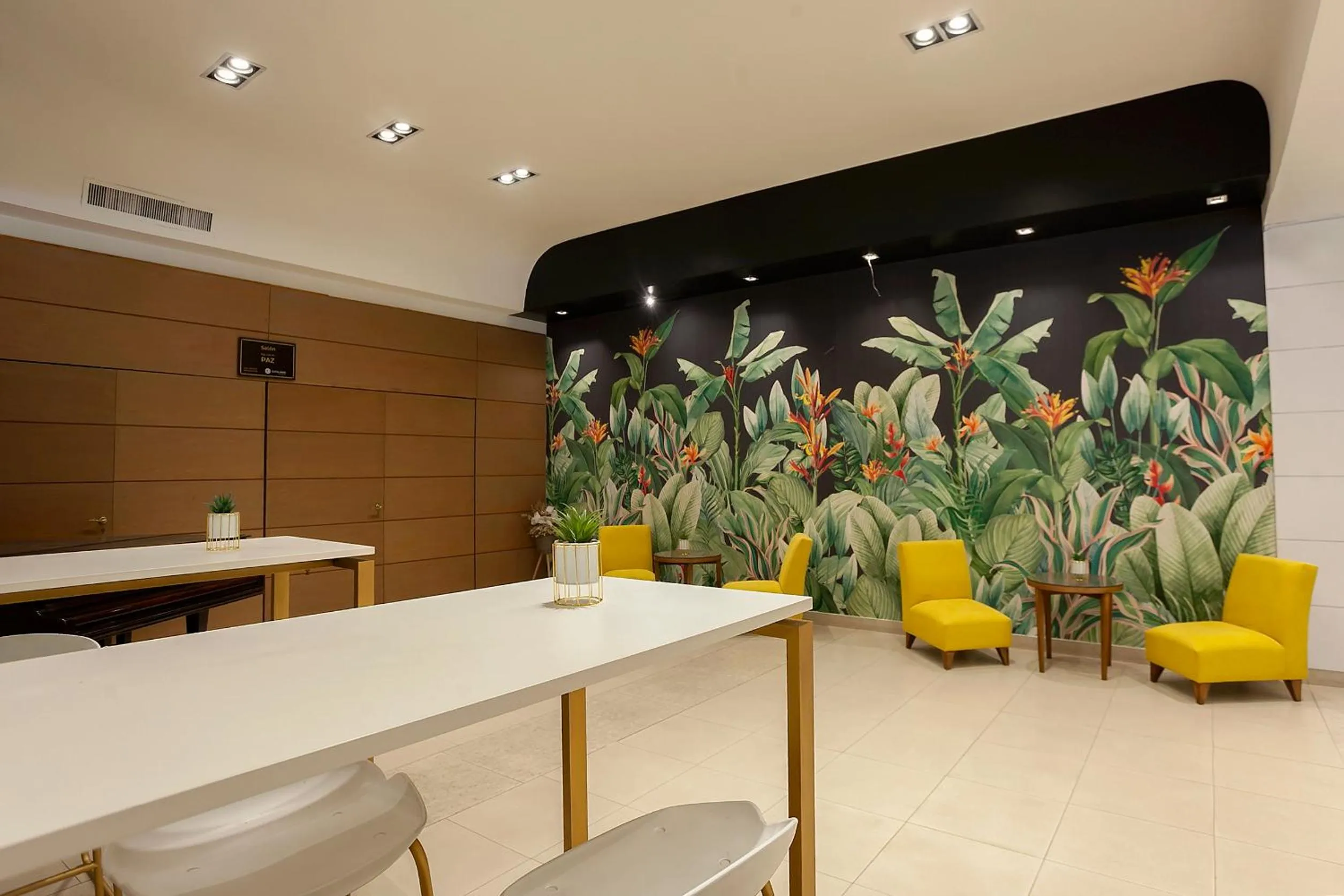 Living room in Hotel Catalinas Tucuman