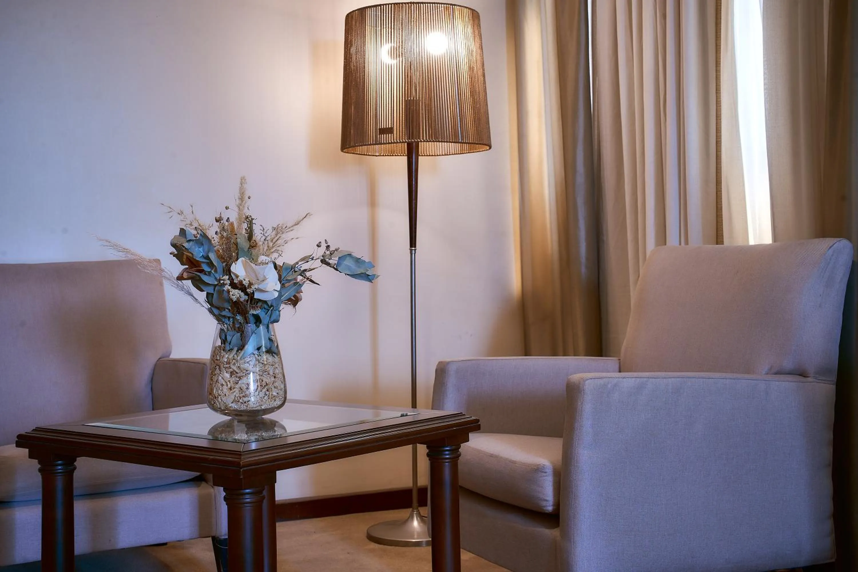 Seating area in Hotel Catalinas Tucuman