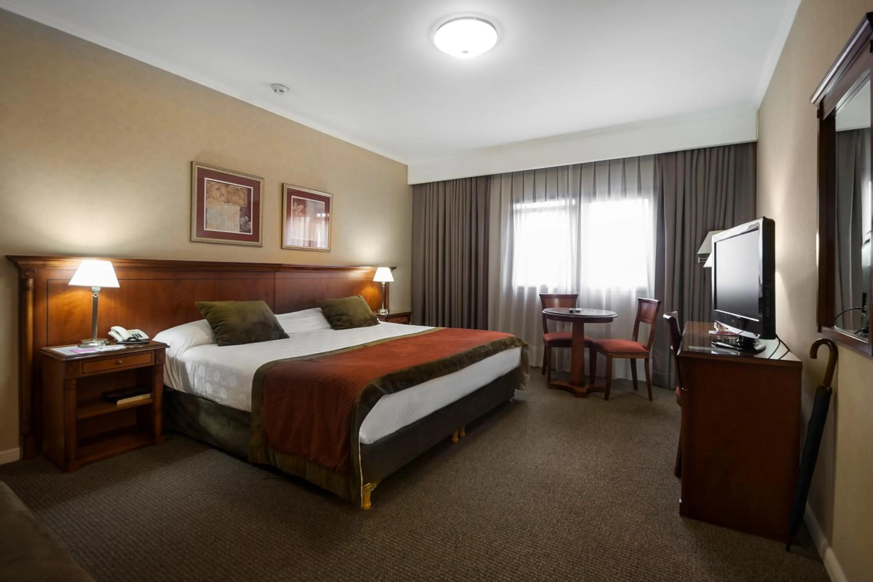 Bedroom, Bed in Tucuman Center Suites&Business