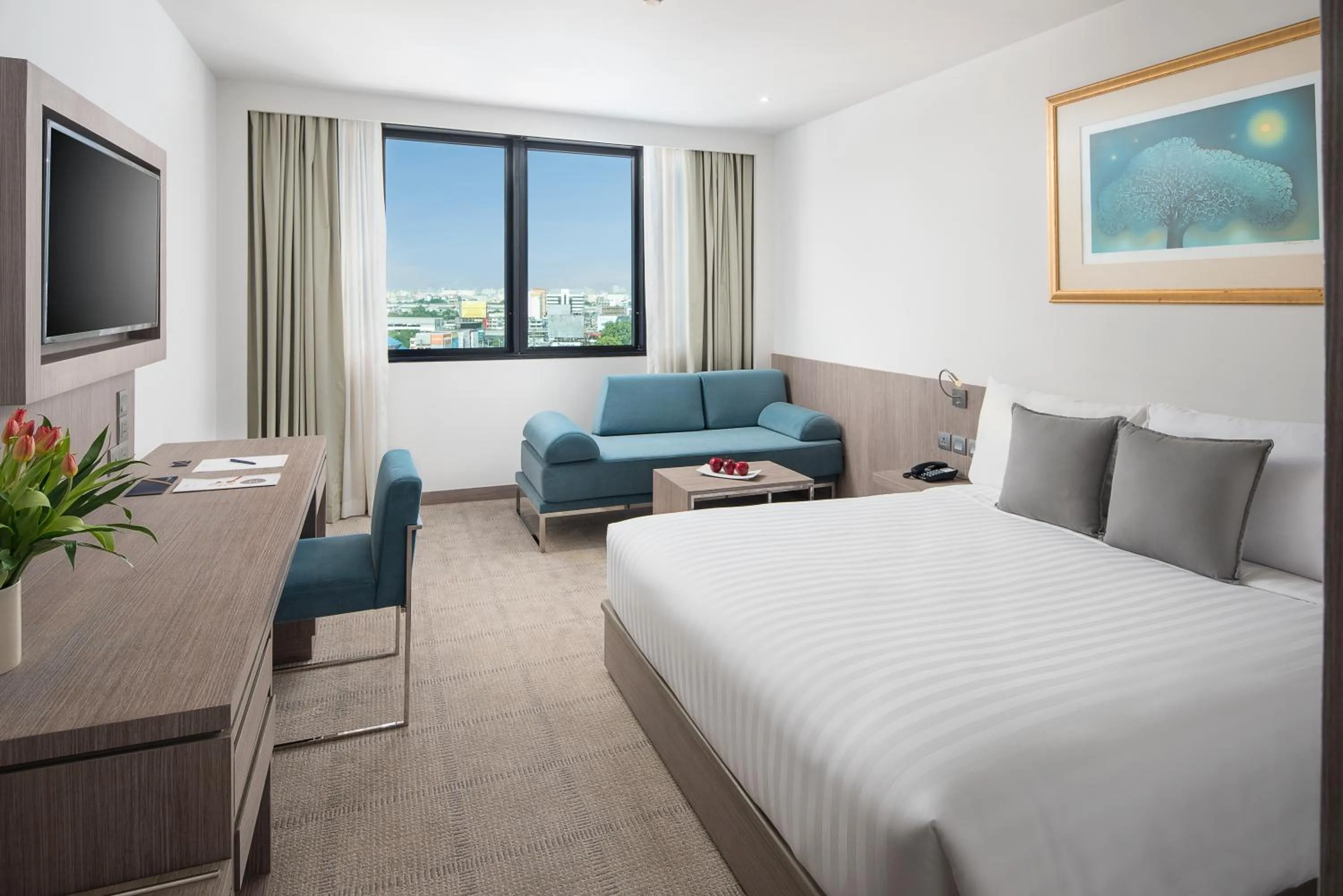 Bed in Novotel Bangkok Bangna