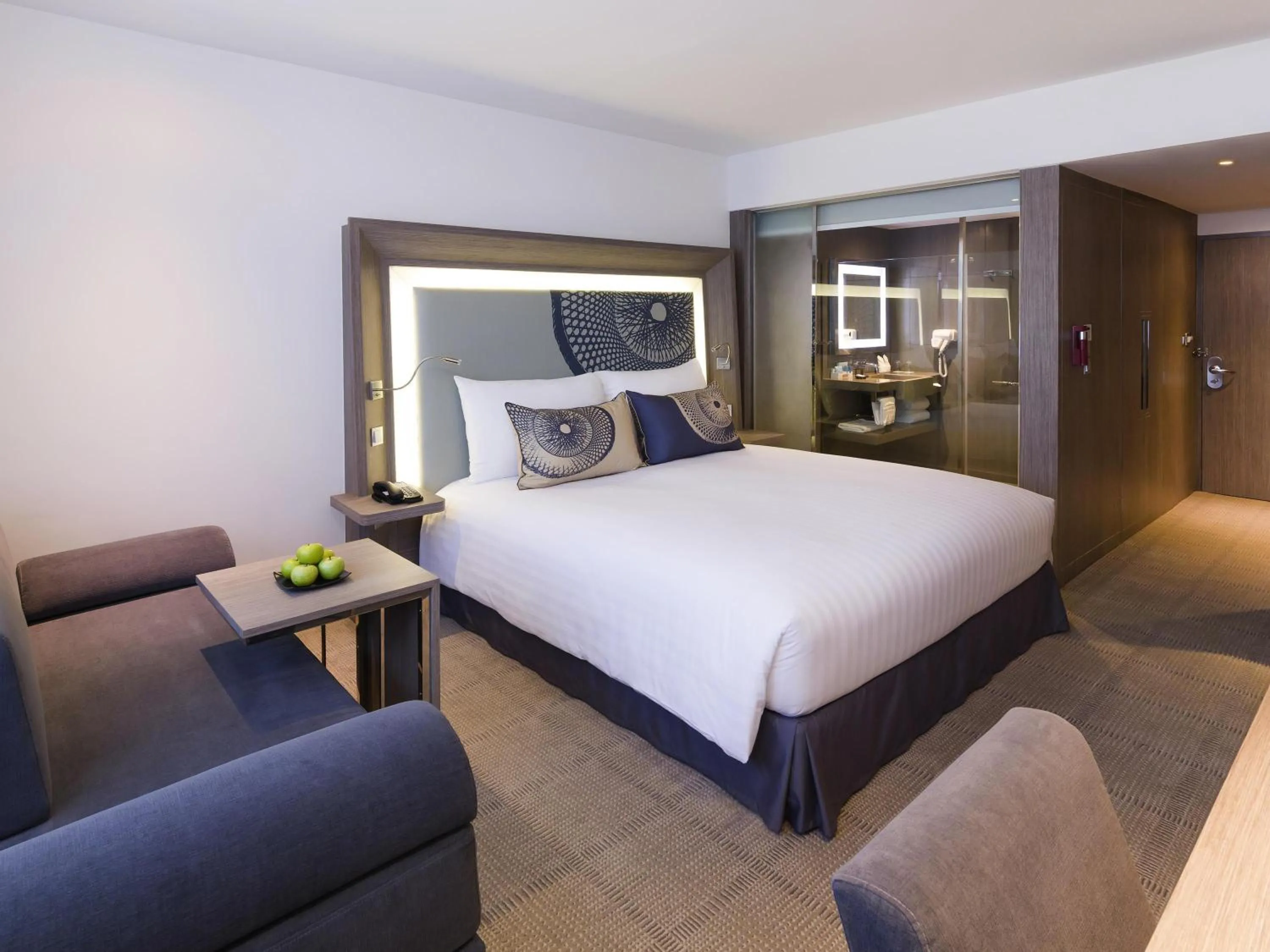 Bedroom, Bed in Novotel Bangkok Bangna