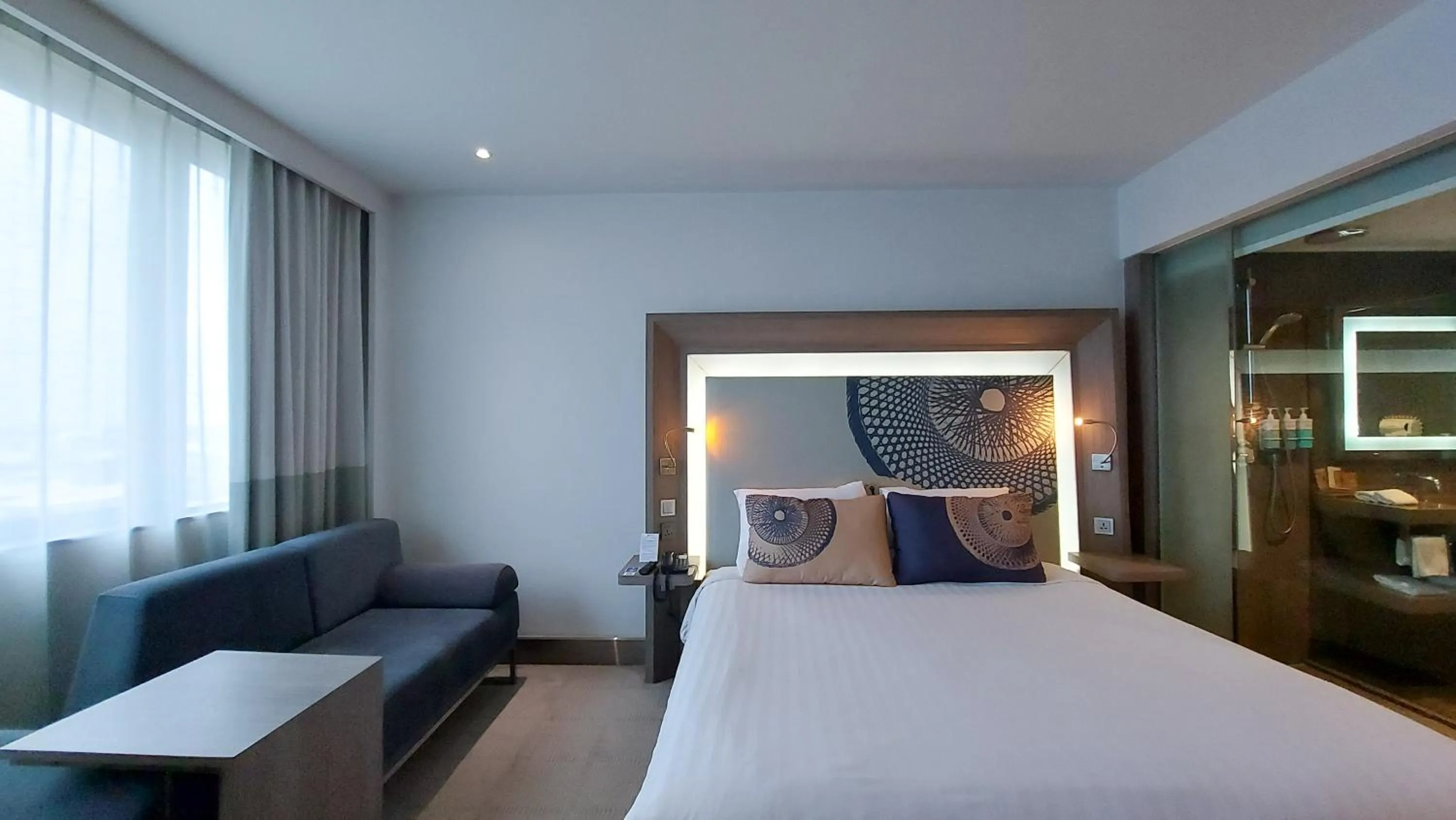 Bedroom, Bed in Novotel Bangkok Bangna