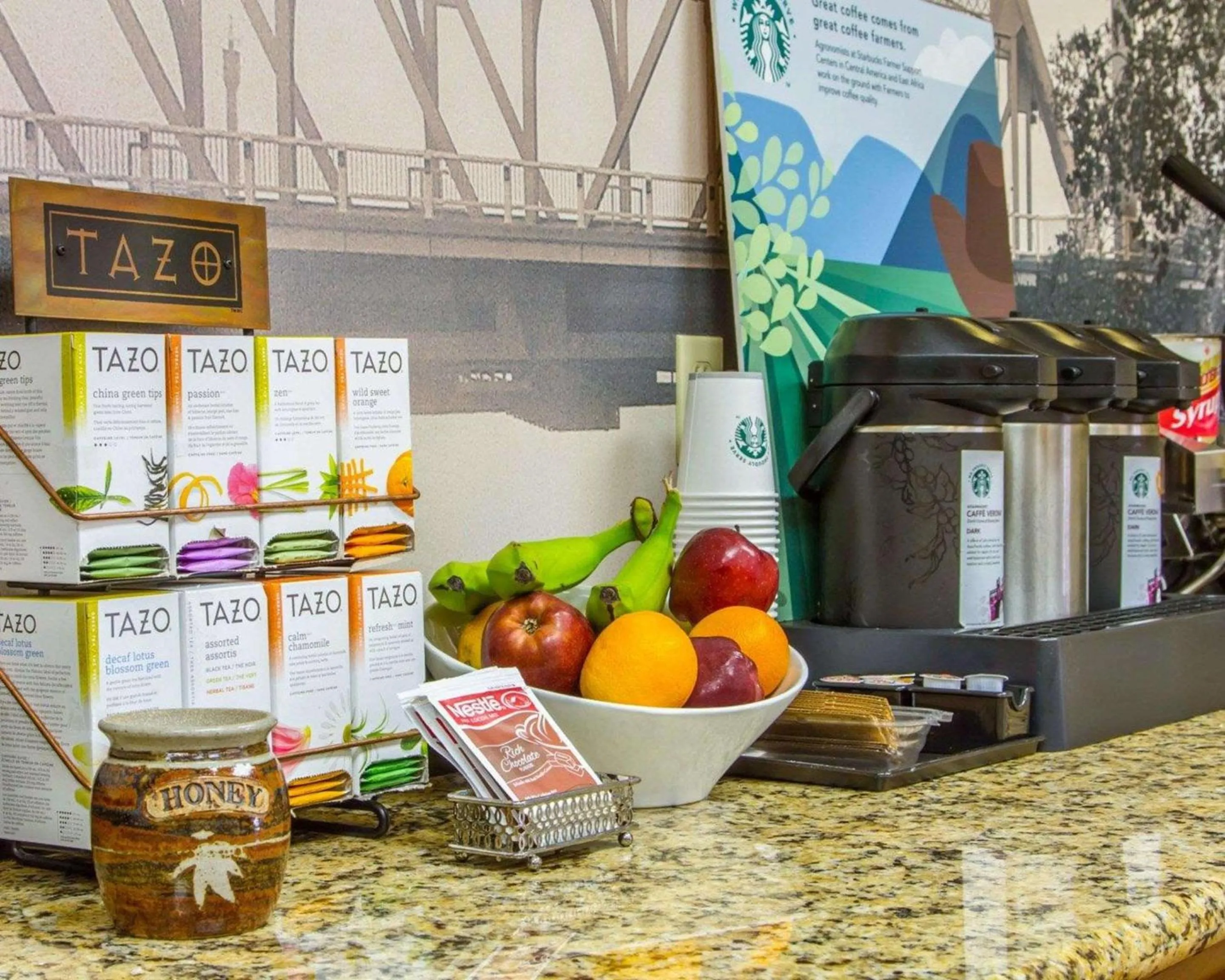 Breakfast in Hotel Med Park, an Ascend Collection Hotel