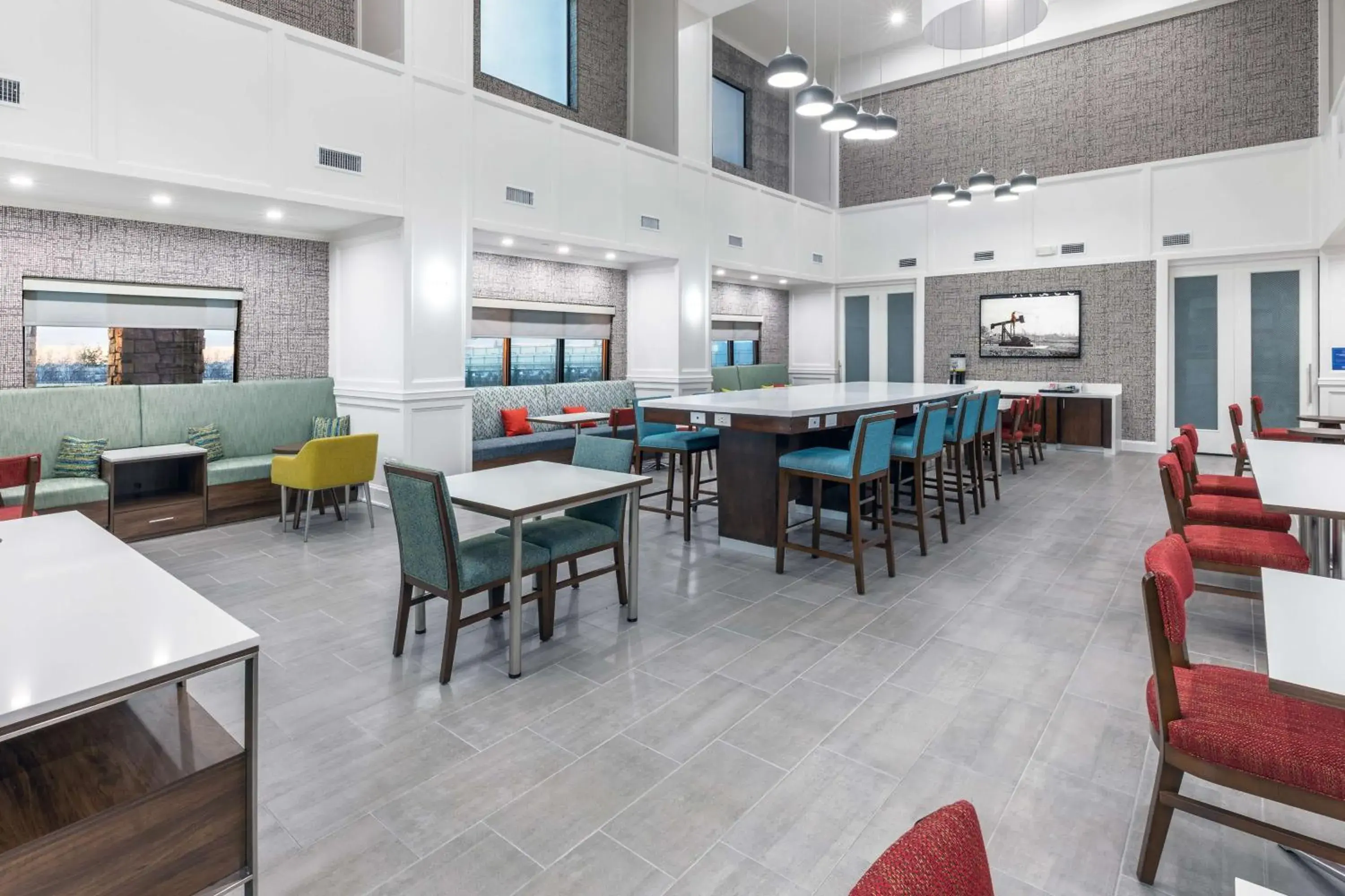 Lobby or reception in Hampton Inn & Suites Dallas I-30 Cockrell Hill, Tx Lobby or reception in Hampton Inn & Suites Dallas I-30 Cockrell Hill, Tx