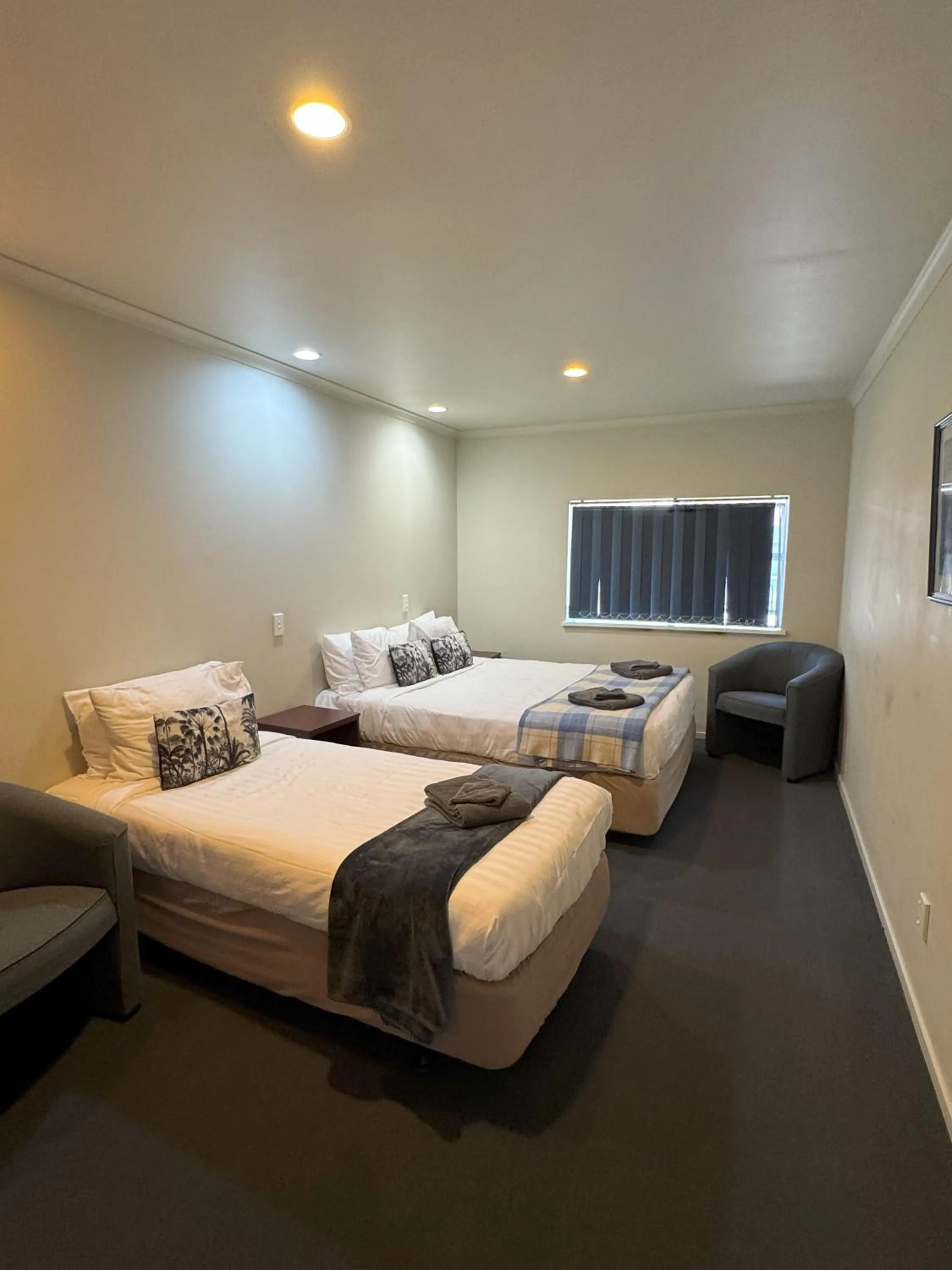 Bedroom, Bed in Aldan Lodge