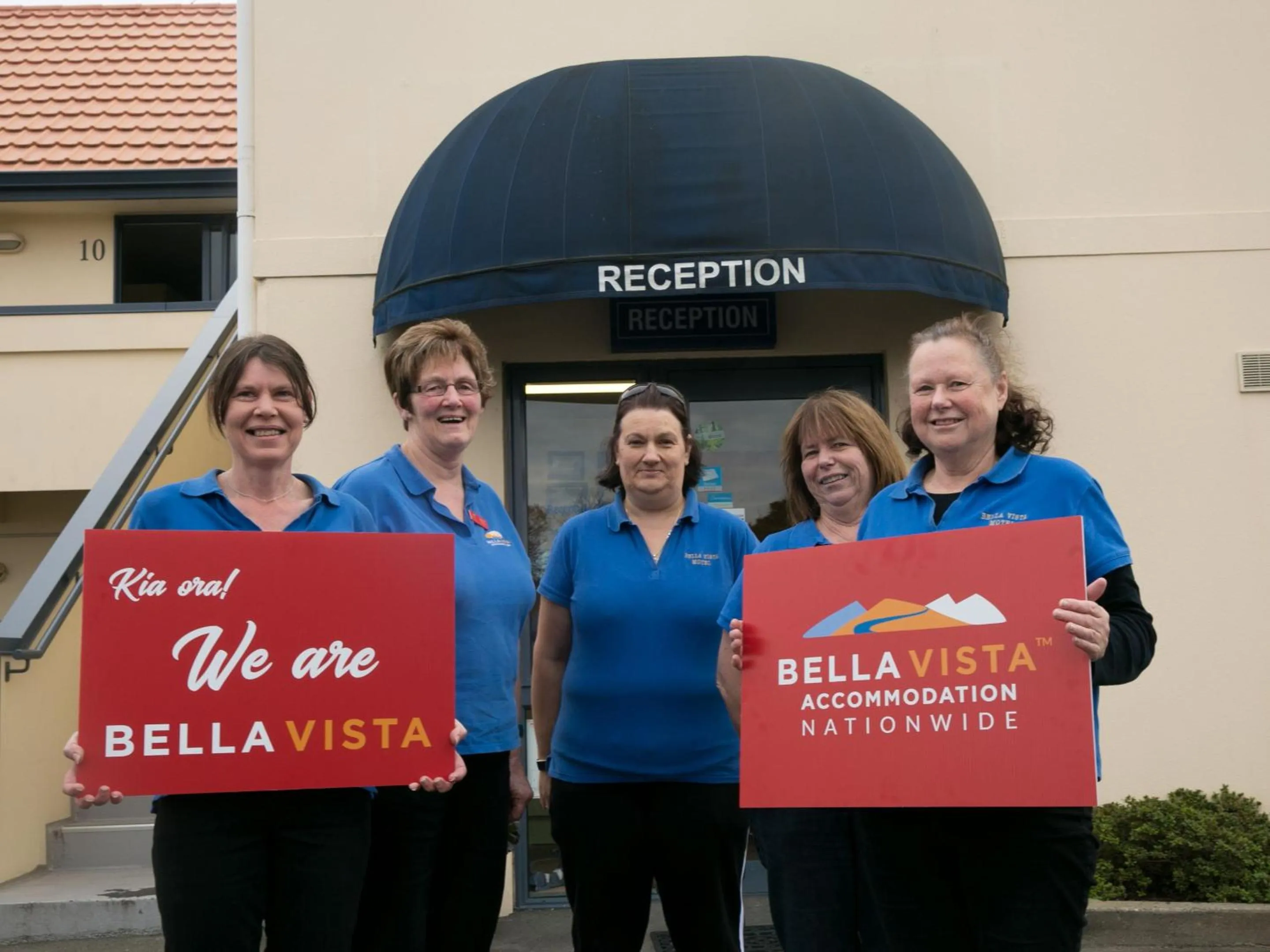 Staff in Bella Vista Motel Westport