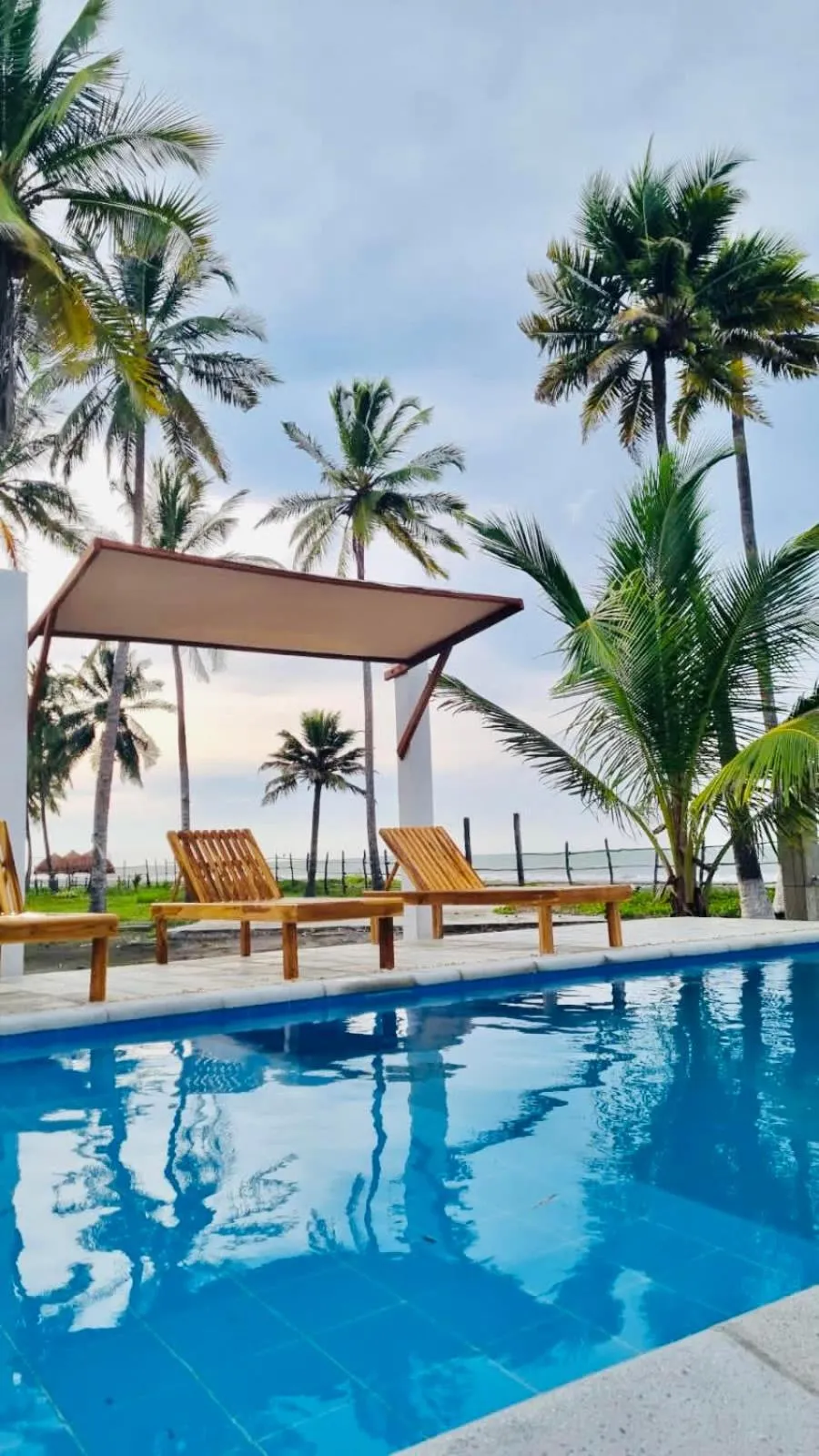 Swimming pool in Ecohotel Kocoluu