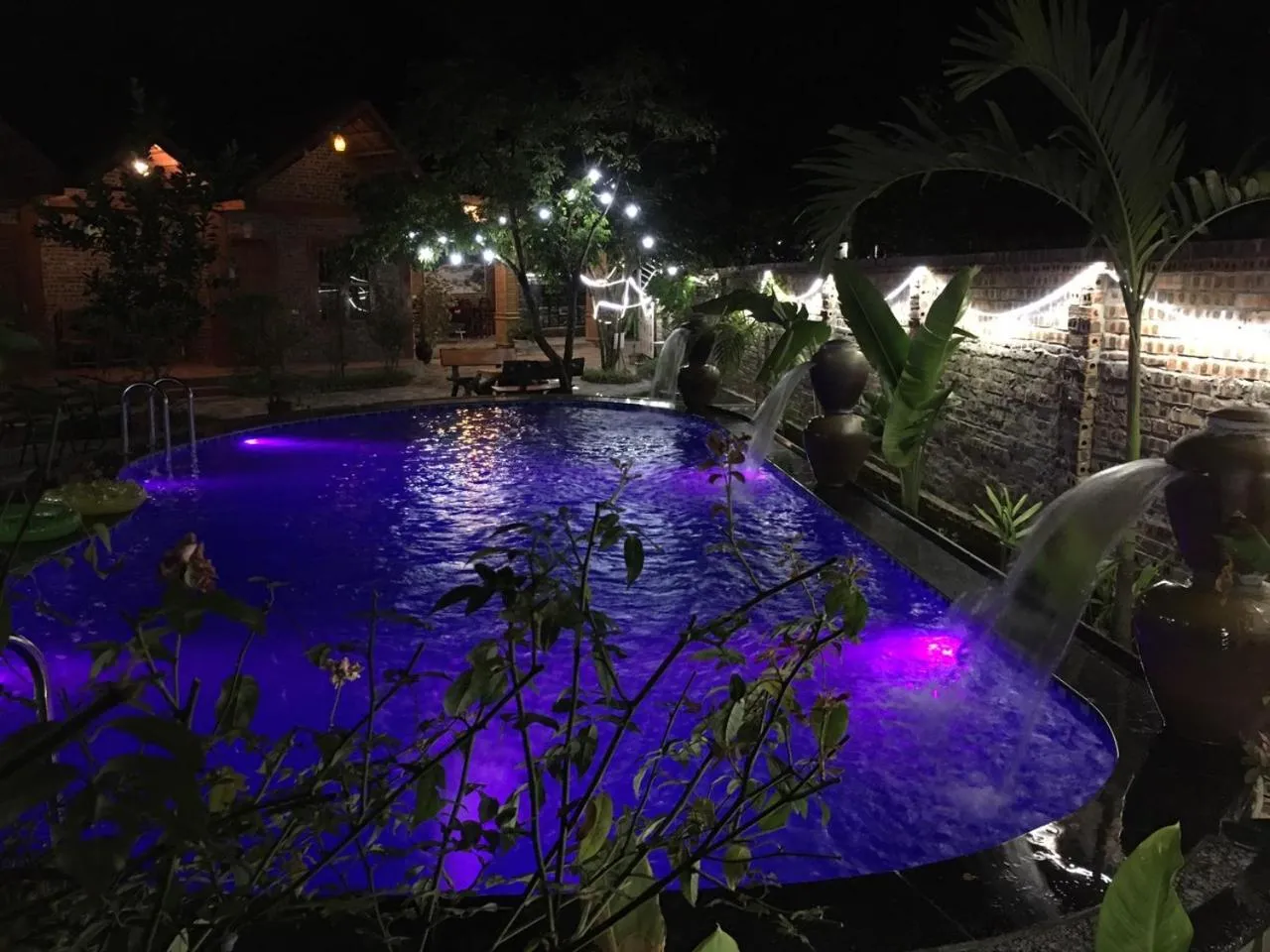 Swimming pool in Tam Coc Thanh Dat Homestay