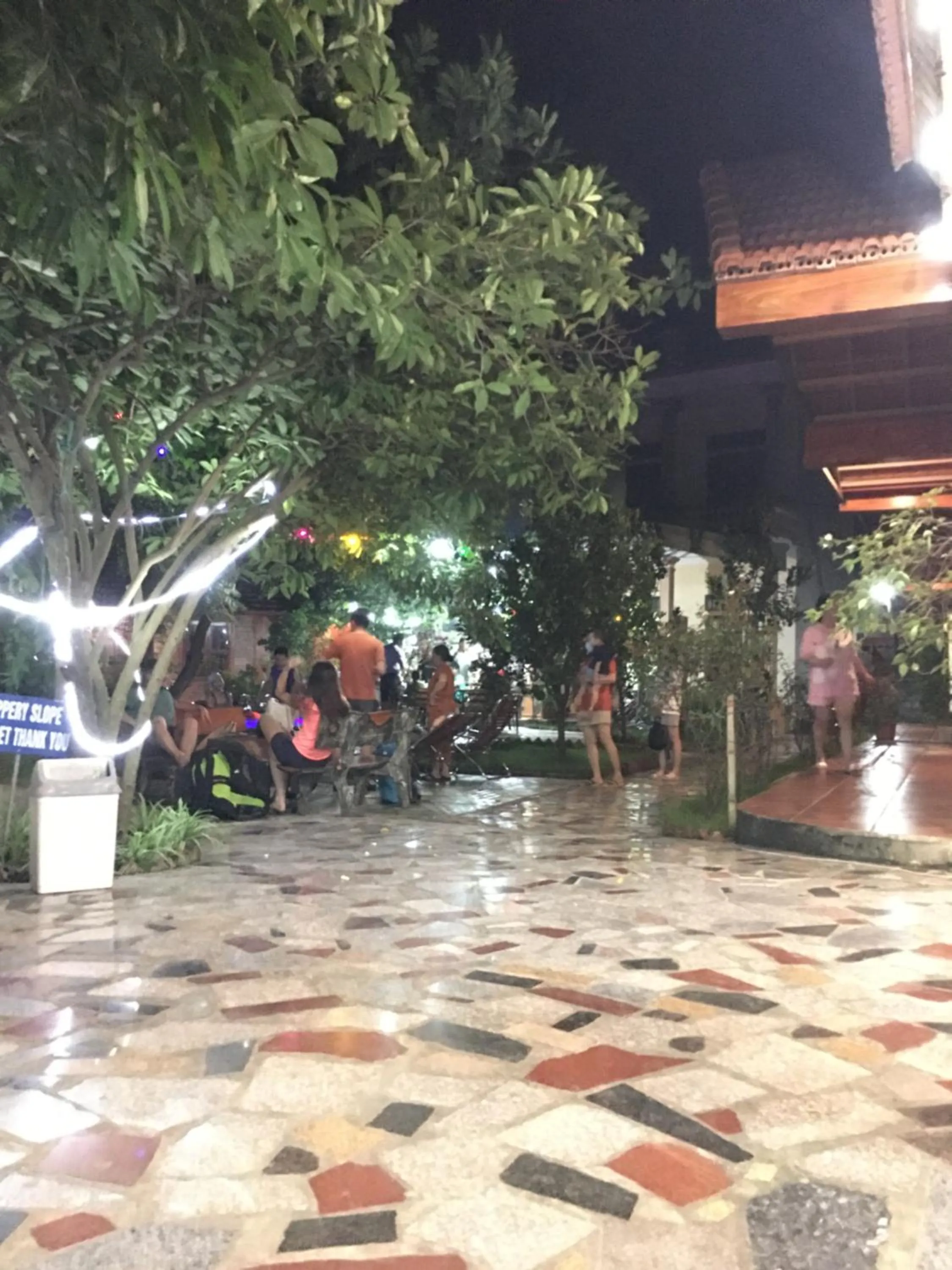 People in Tam Coc Thanh Dat Homestay