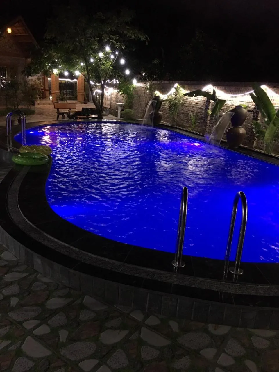 Swimming pool in Tam Coc Thanh Dat Homestay