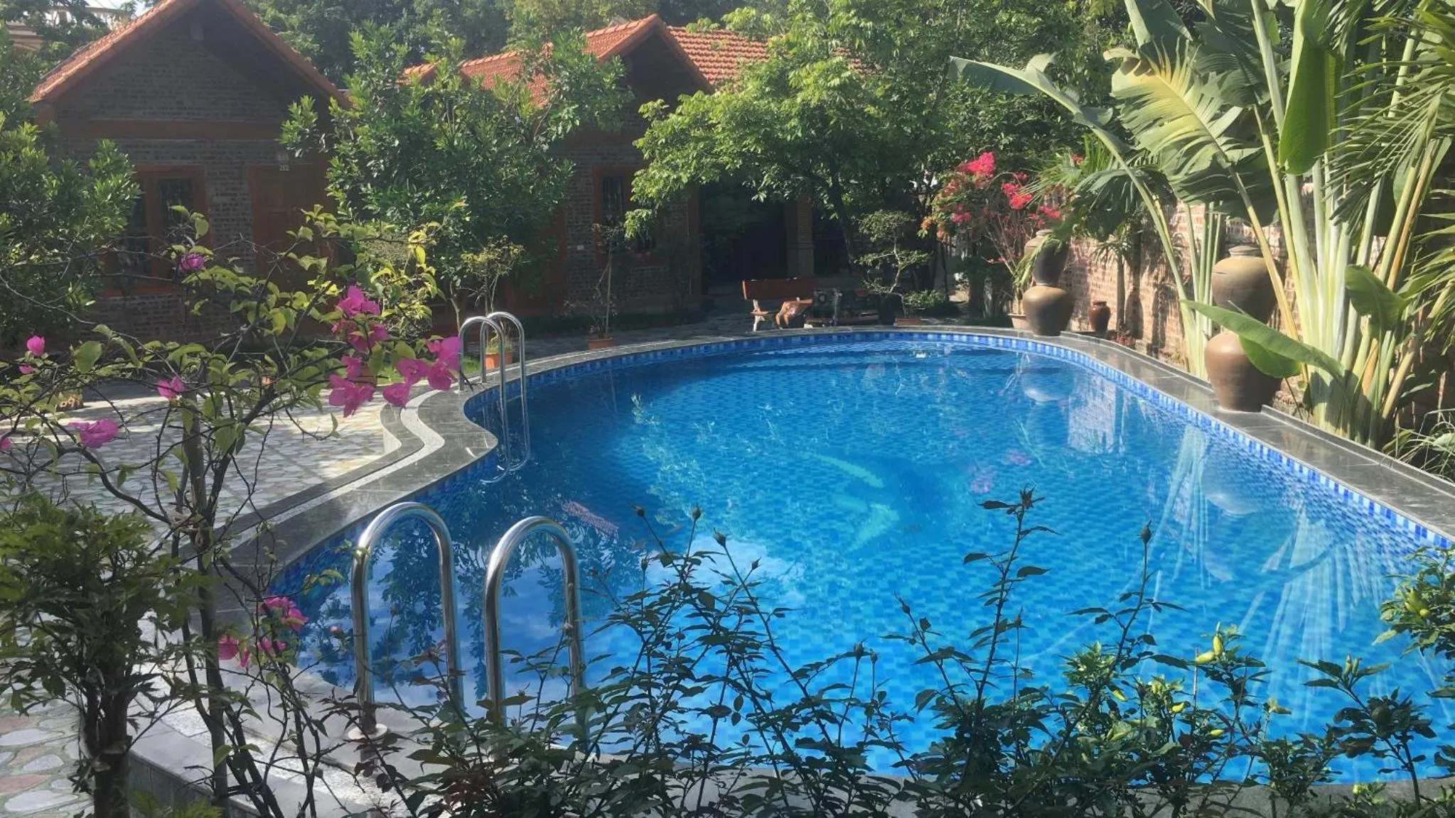Pool view in Tam Coc Thanh Dat Homestay