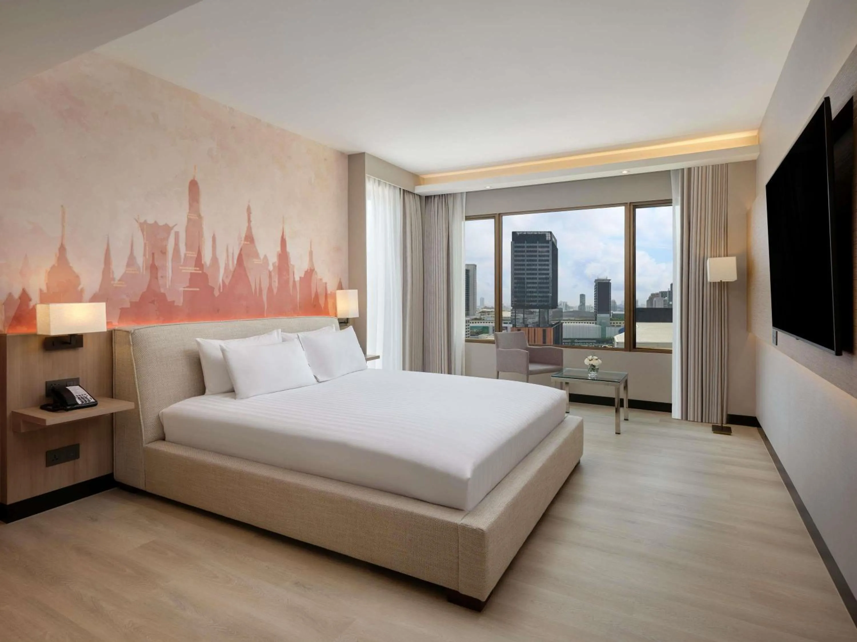 Bedroom, Bed in Novotel Bangkok on Siam Square