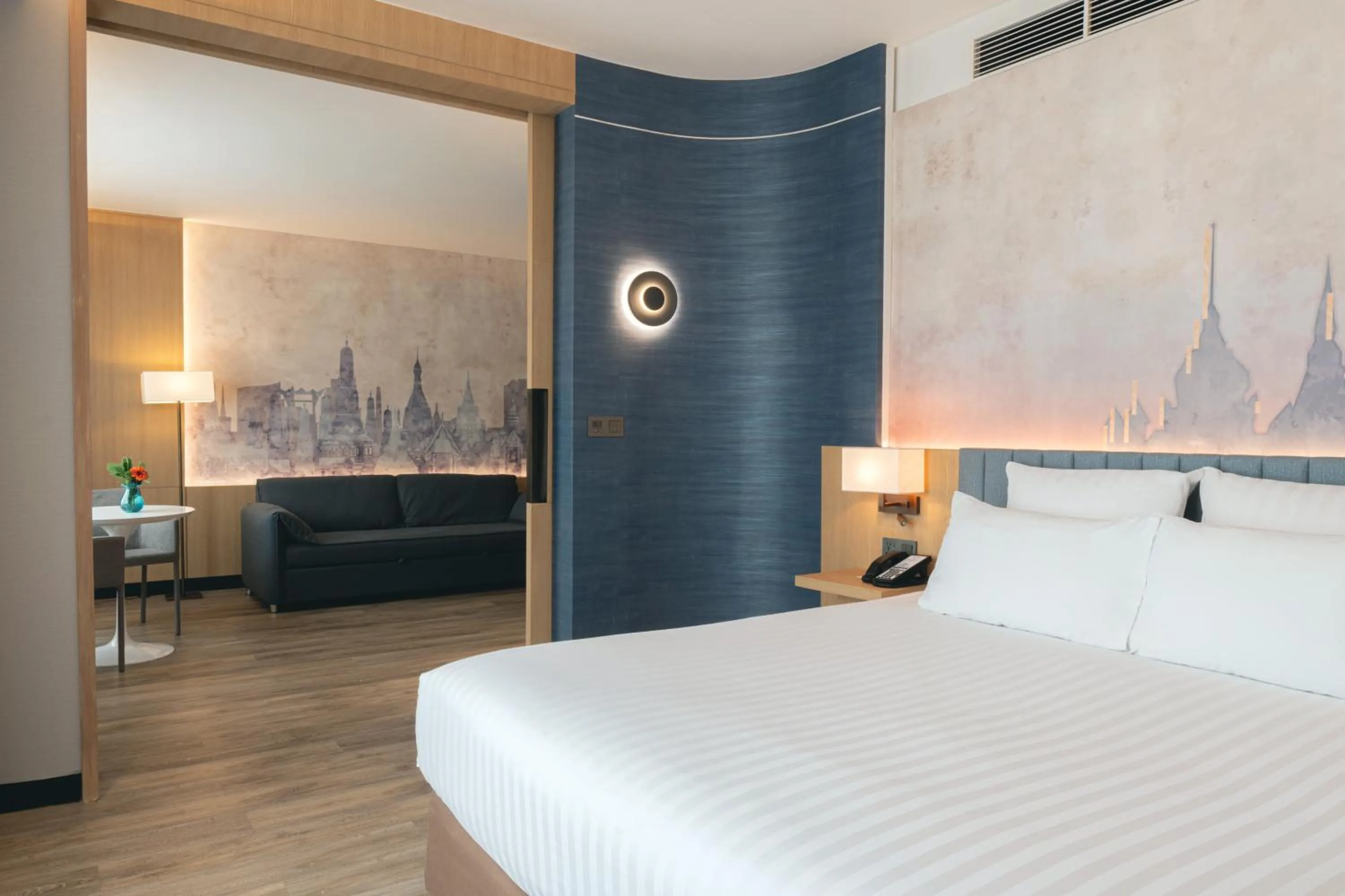 Bedroom, Bed in Novotel Bangkok on Siam Square