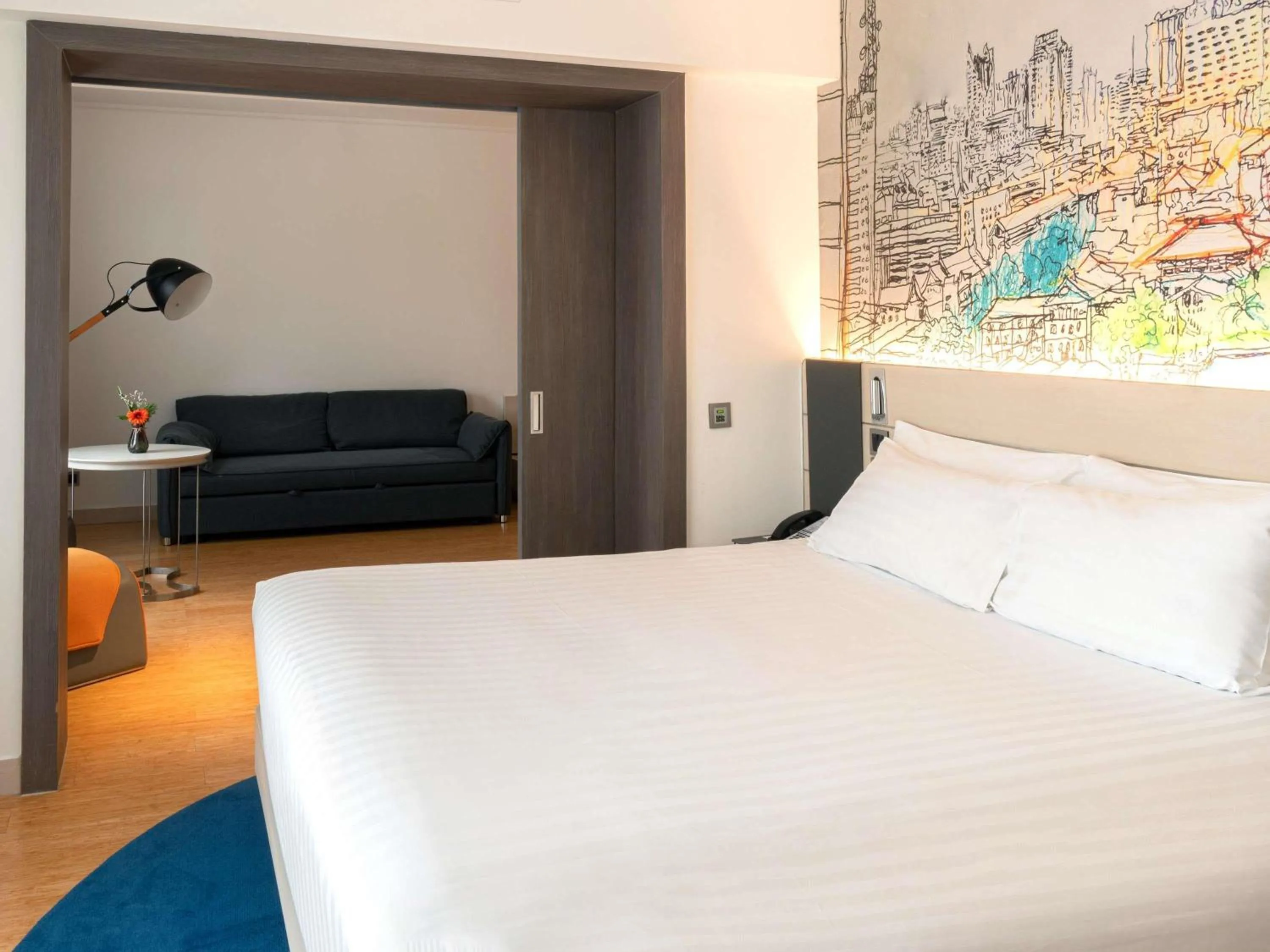 Bedroom, Bed in Novotel Bangkok on Siam Square