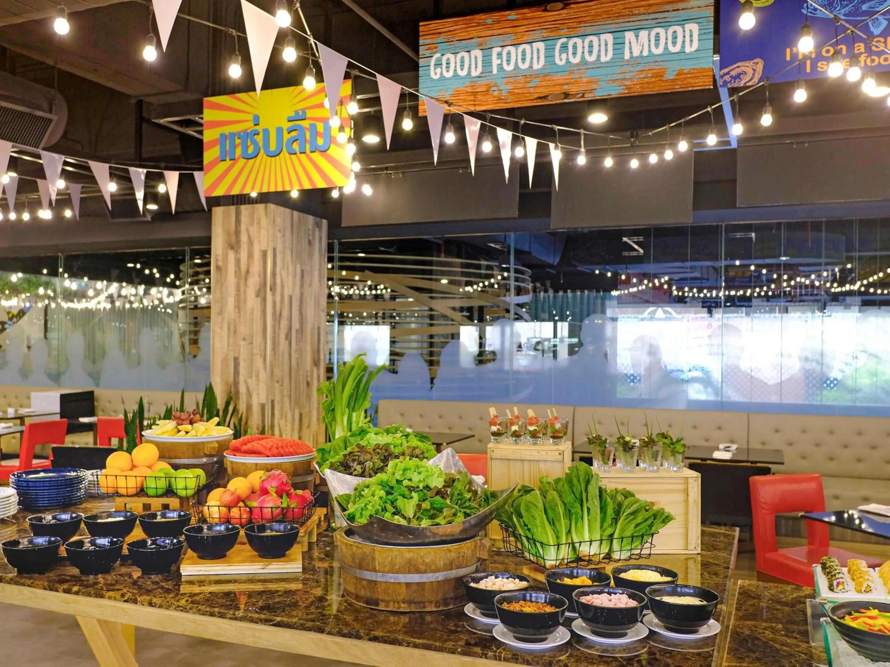 Restaurant/places to eat in Novotel Bangkok on Siam Square