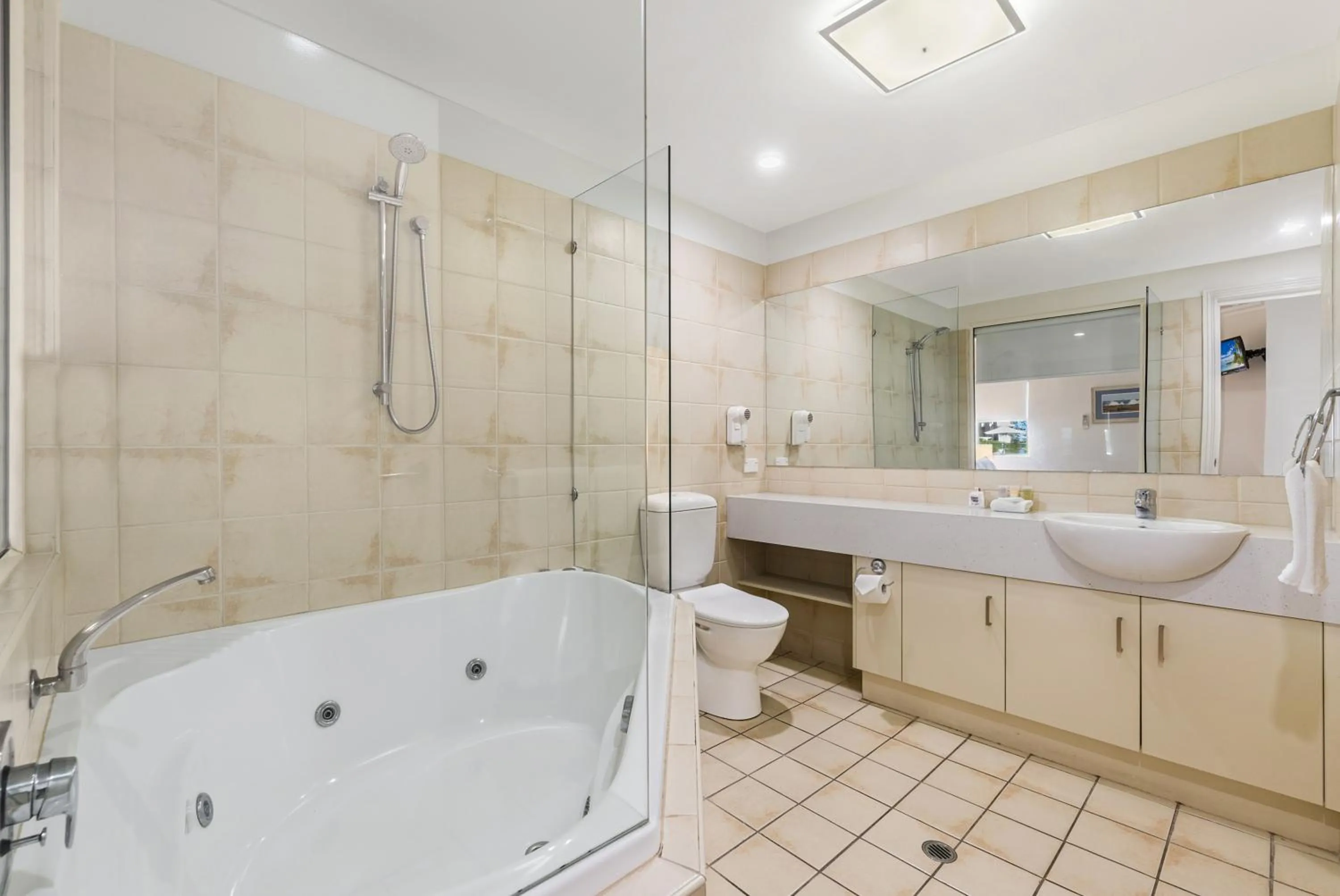 Toilet in Raffles Mooloolaba