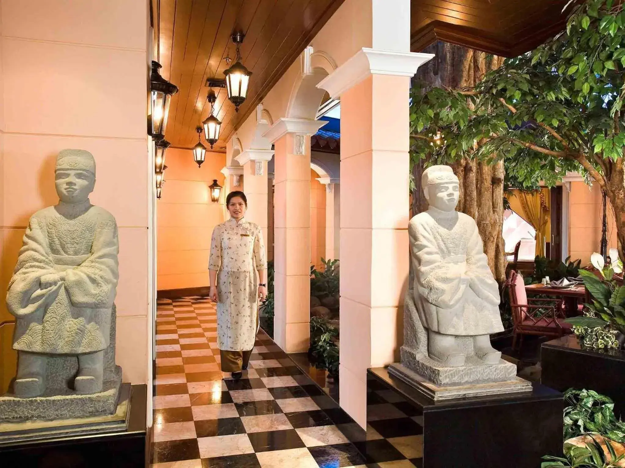 Restaurant/places to eat in Pullman Khon Kaen Raja Orchid Restaurant/places to eat in Pullman Khon Kaen Raja Orchid