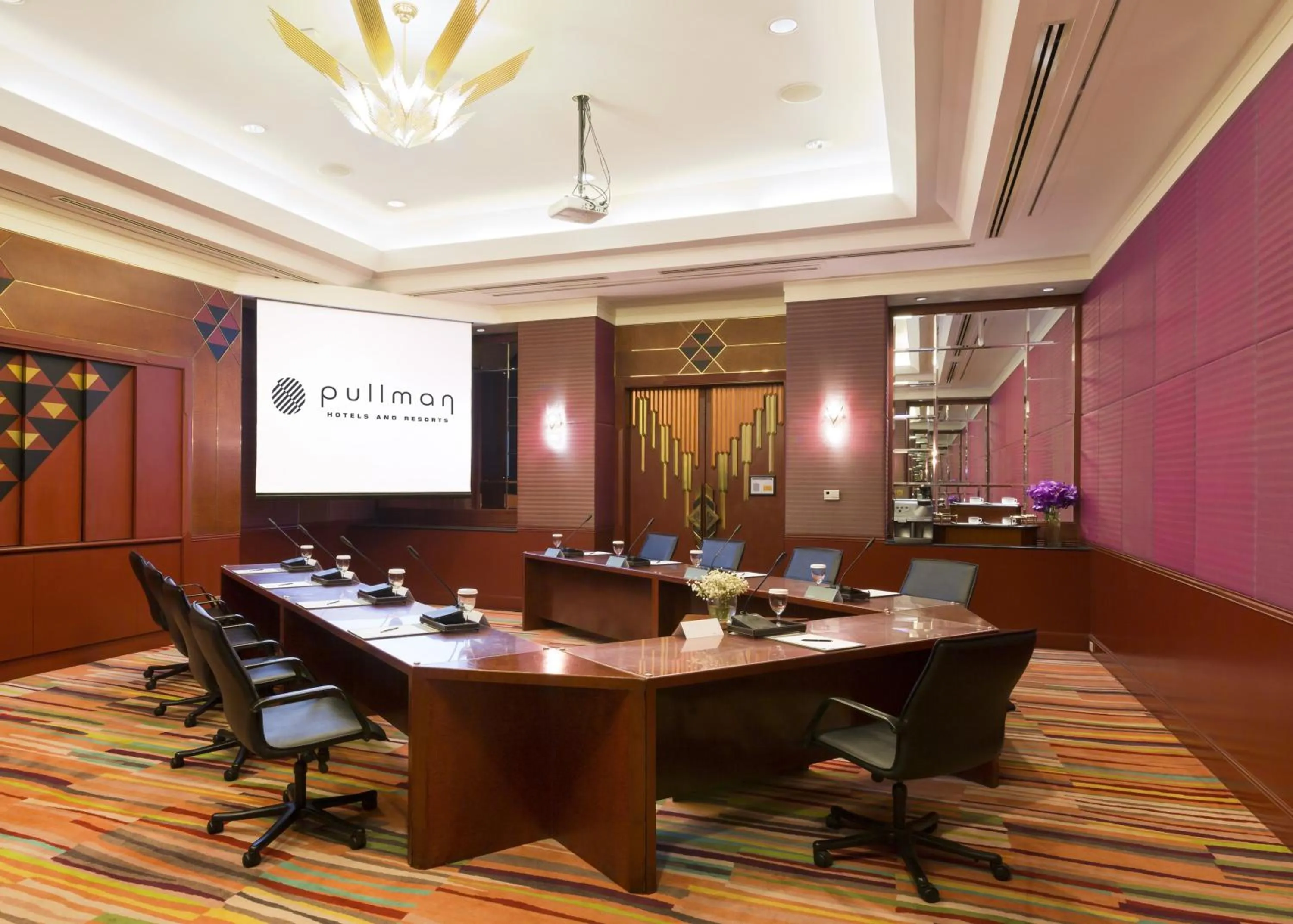 Business facilities in Pullman Khon Kaen Raja Orchid