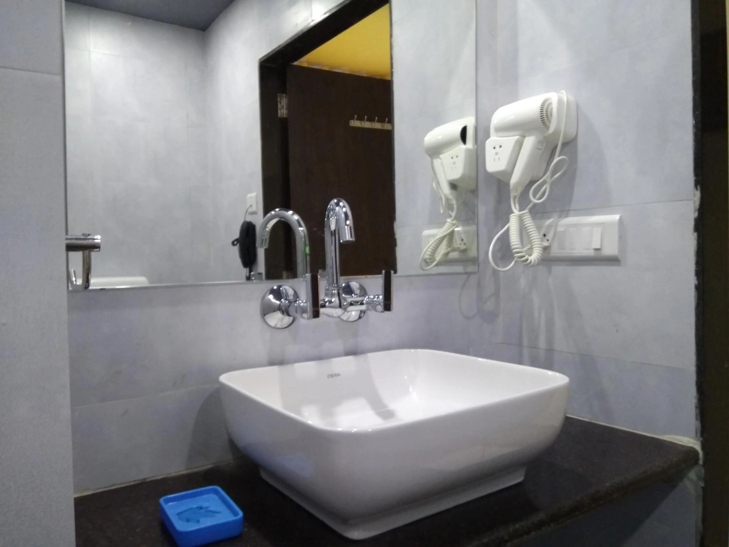 Bathroom in The Grand Raveta