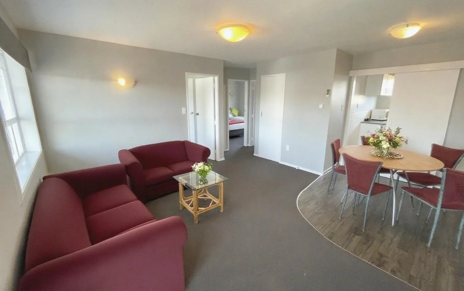 Living room in Boundary Court Motor Inn