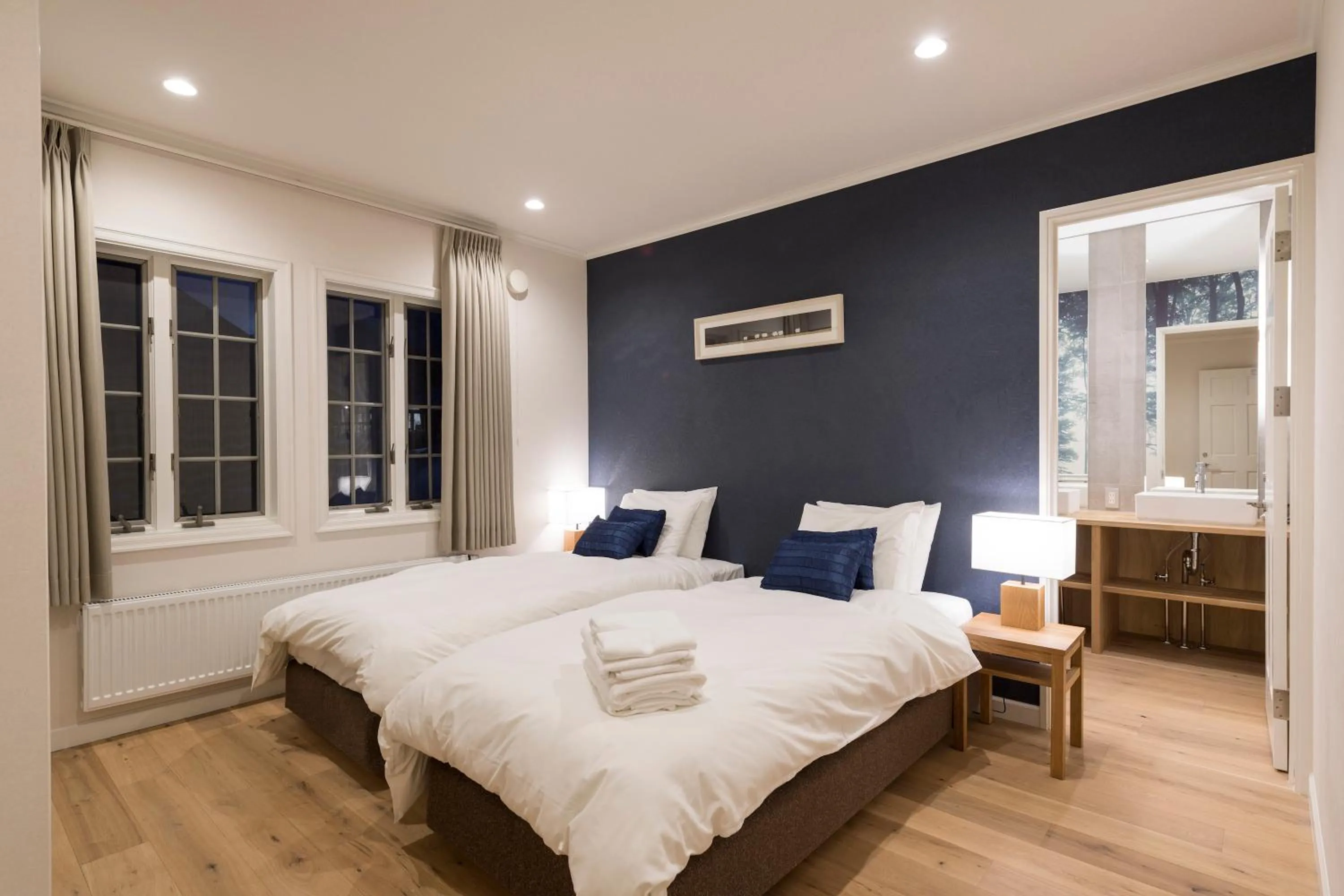 Bedroom, Bed in Yukine