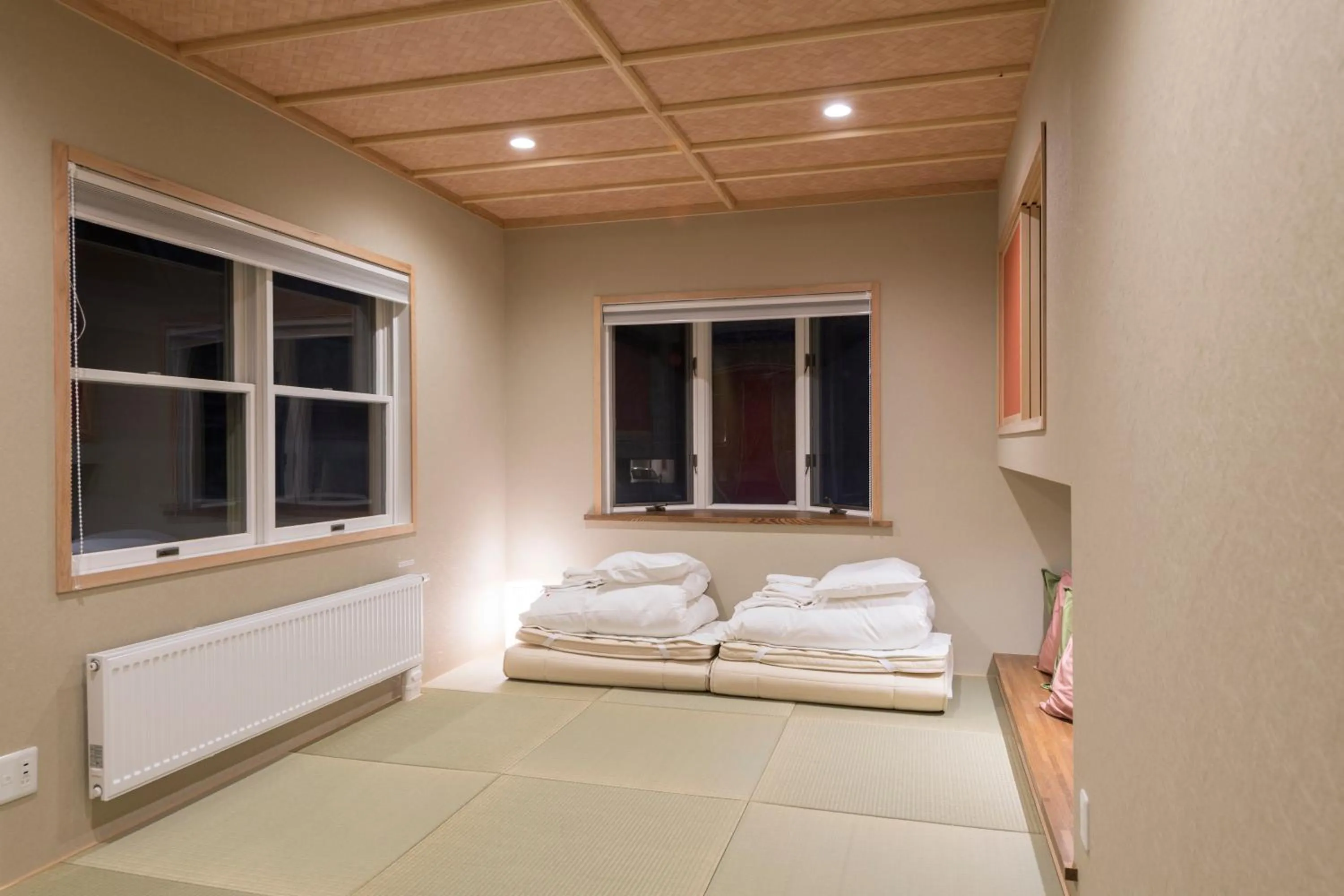 Bedroom, Bed in Yukine