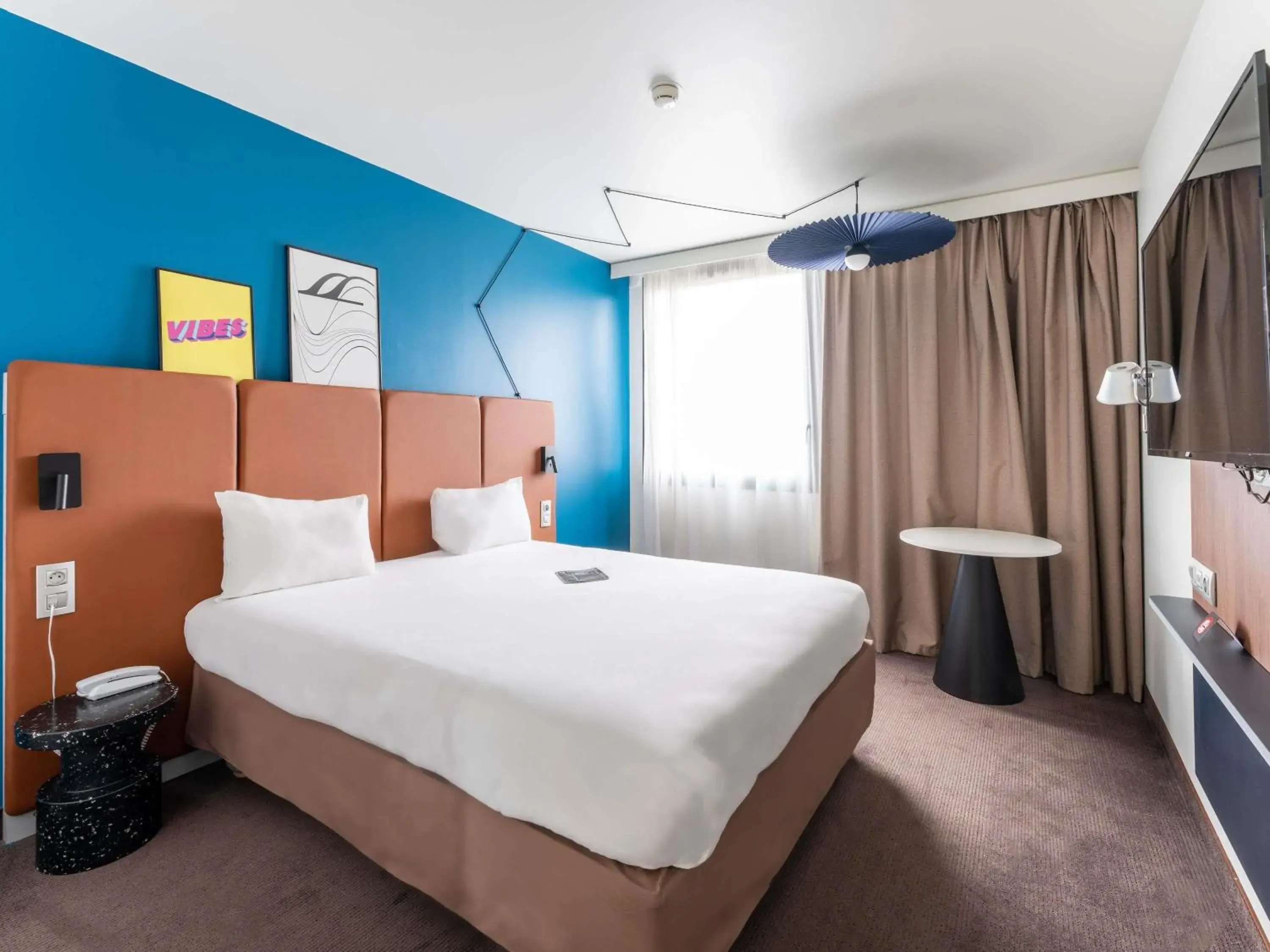 Bedroom, Bed in Ibis Rouen Centre Rive Gauche Mermoz Bedroom, Bed in Ibis Rouen Centre Rive Gauche Mermoz