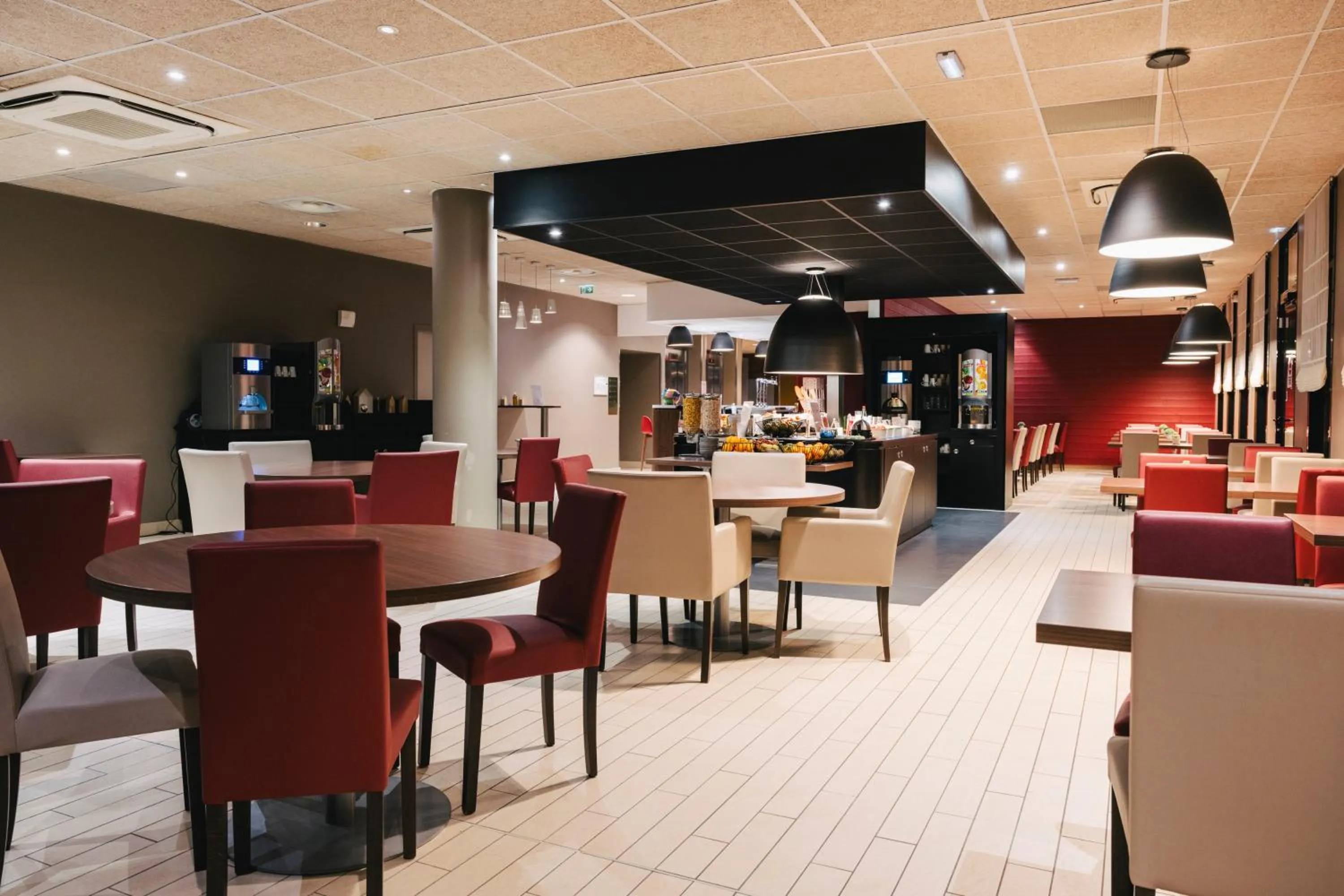 Restaurant/places to eat in Ibis Rouen Centre Rive Gauche Mermoz