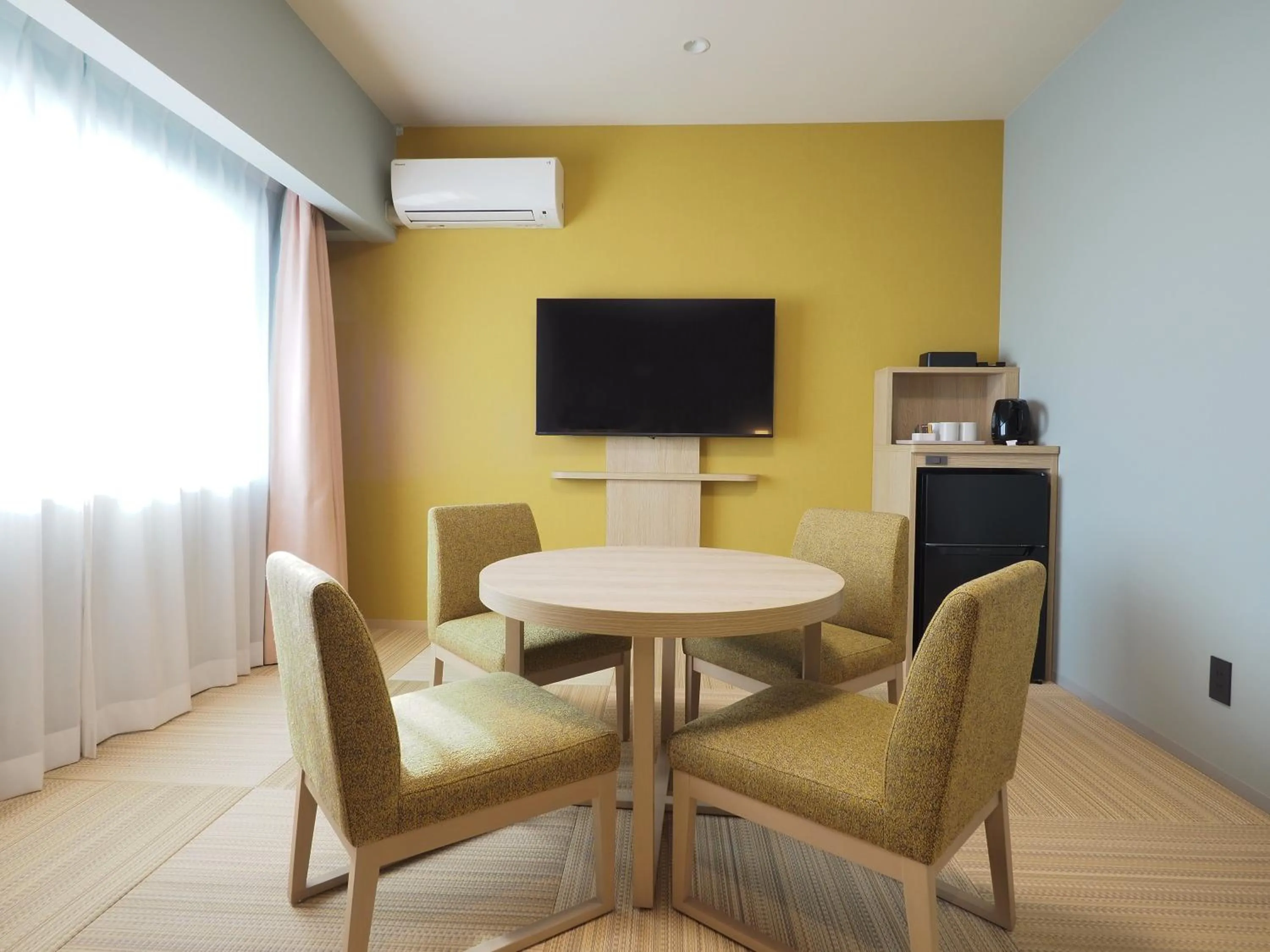 Photo of the whole room in Hiyori Hotel Osaka Suminoe-koen Station -formerly Osaka Joytel Hotel