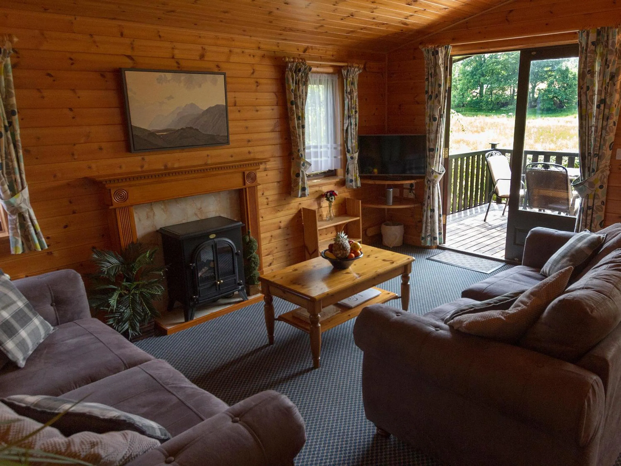 Living room in Whiteside Lodge At Burnside Park