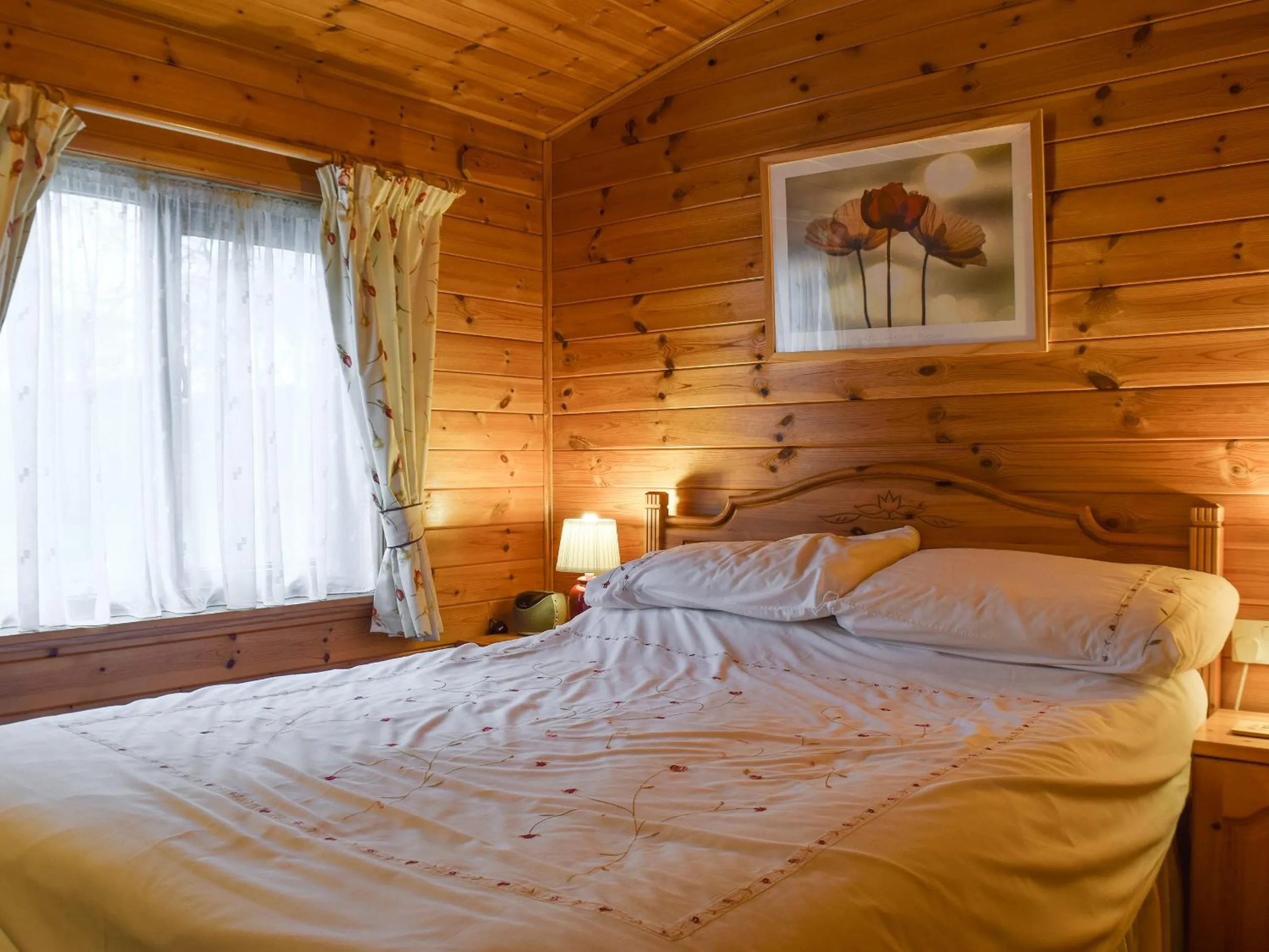 Bedroom, Bed in Whiteside Lodge At Burnside Park