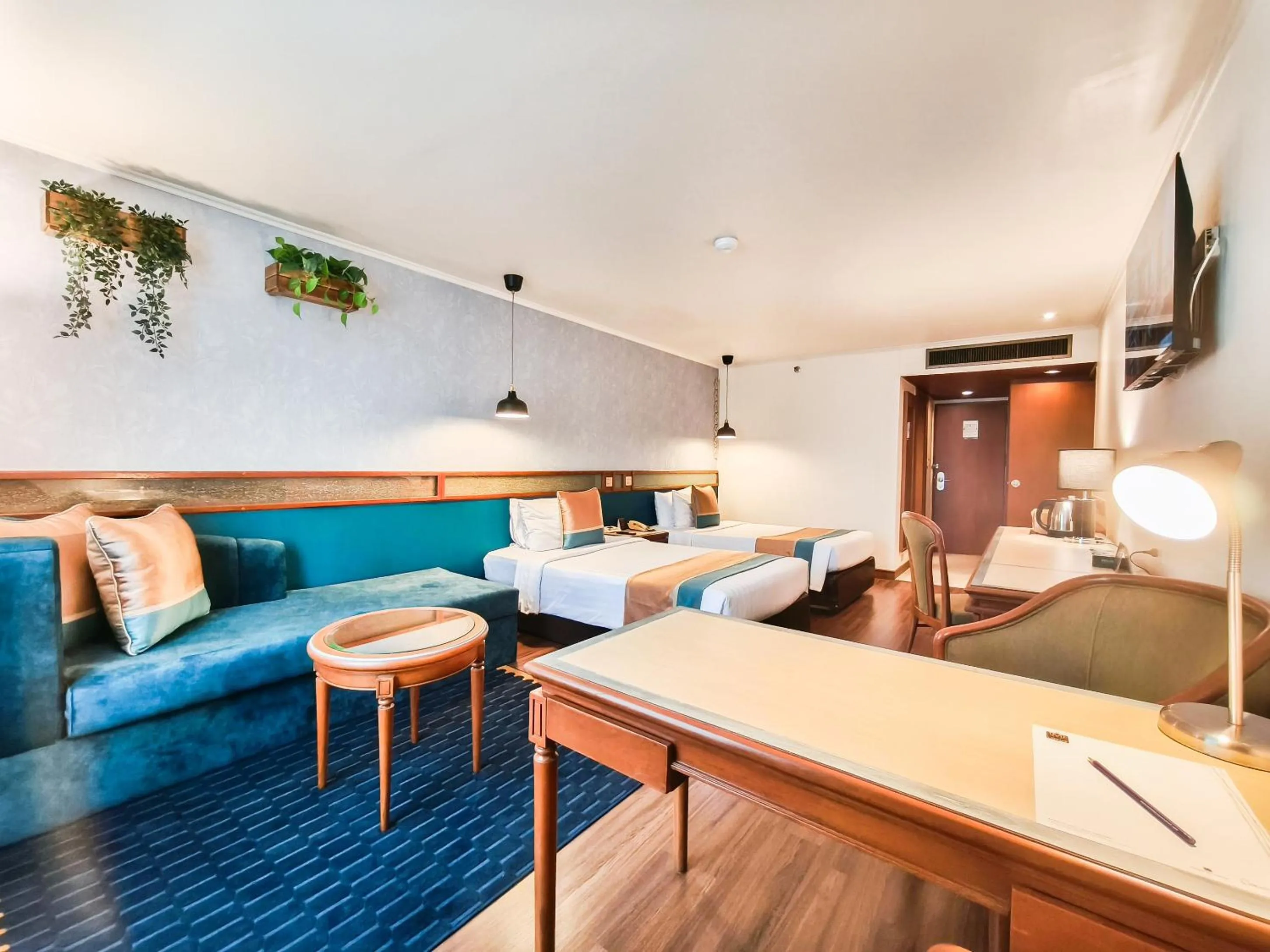 Bed in Bangkok Hotel Lotus Sukhumvit 33