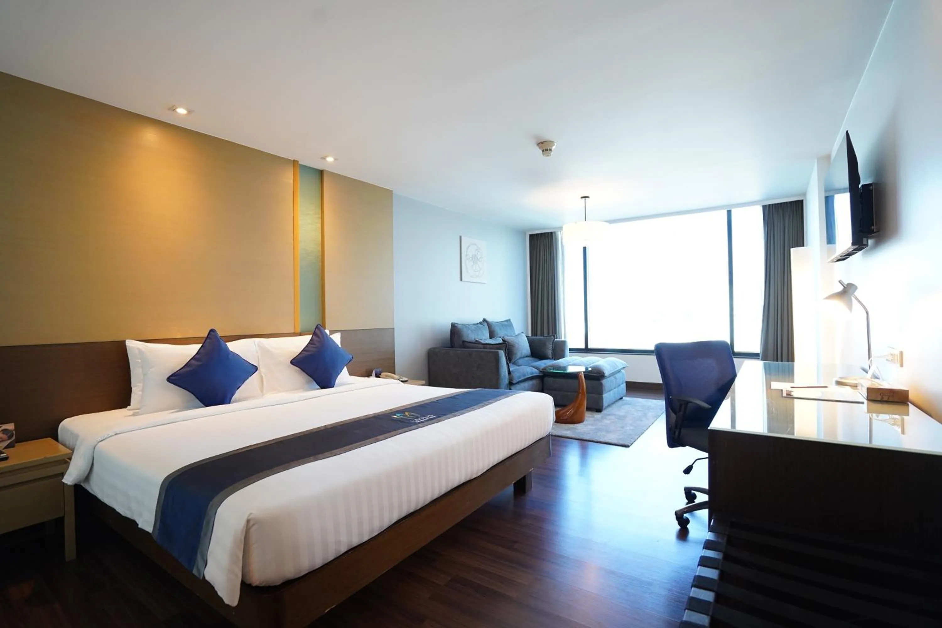 Bed in Bangkok Hotel Lotus Sukhumvit 33