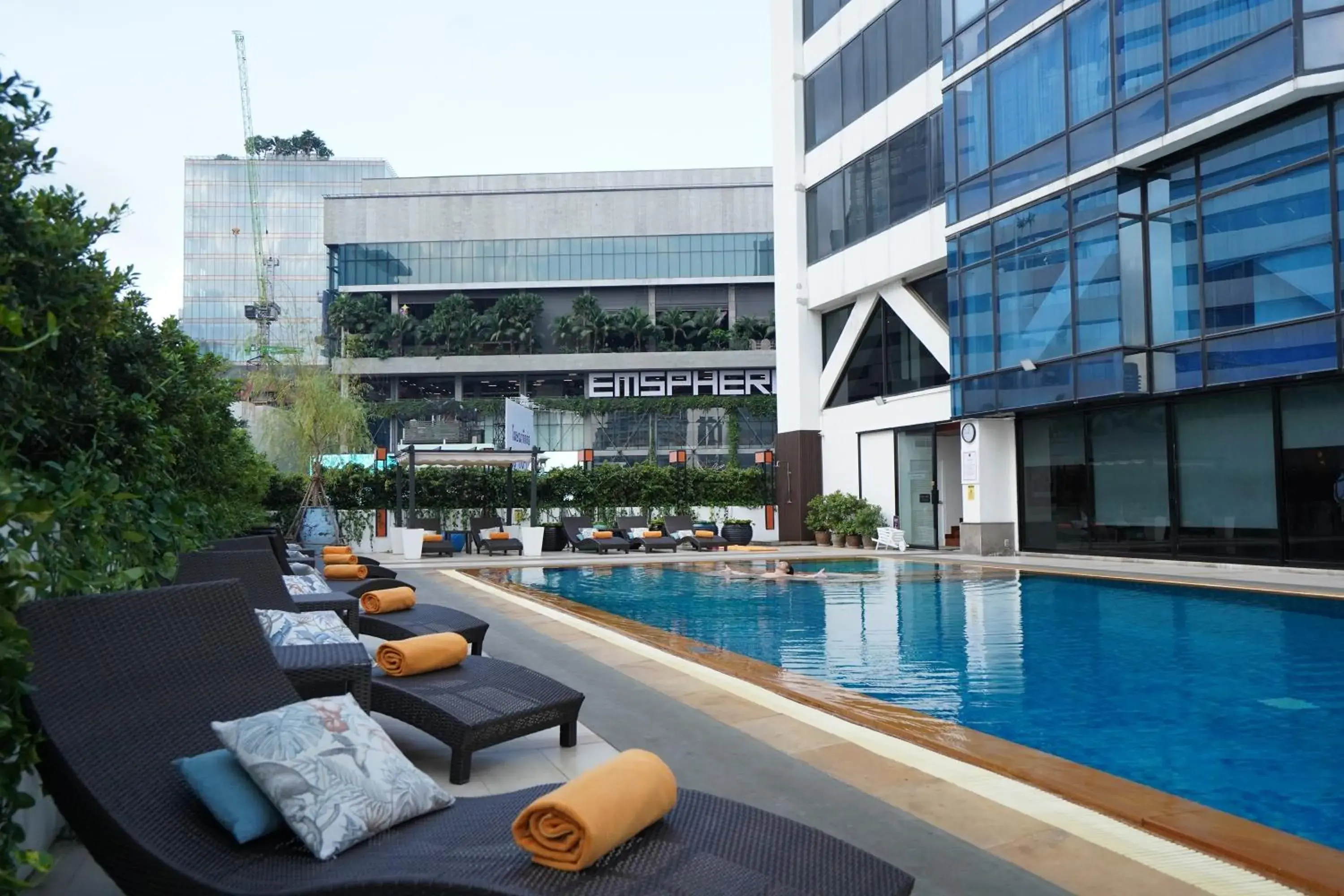 Property building in Bangkok Hotel Lotus Sukhumvit 33 Property building in Bangkok Hotel Lotus Sukhumvit 33