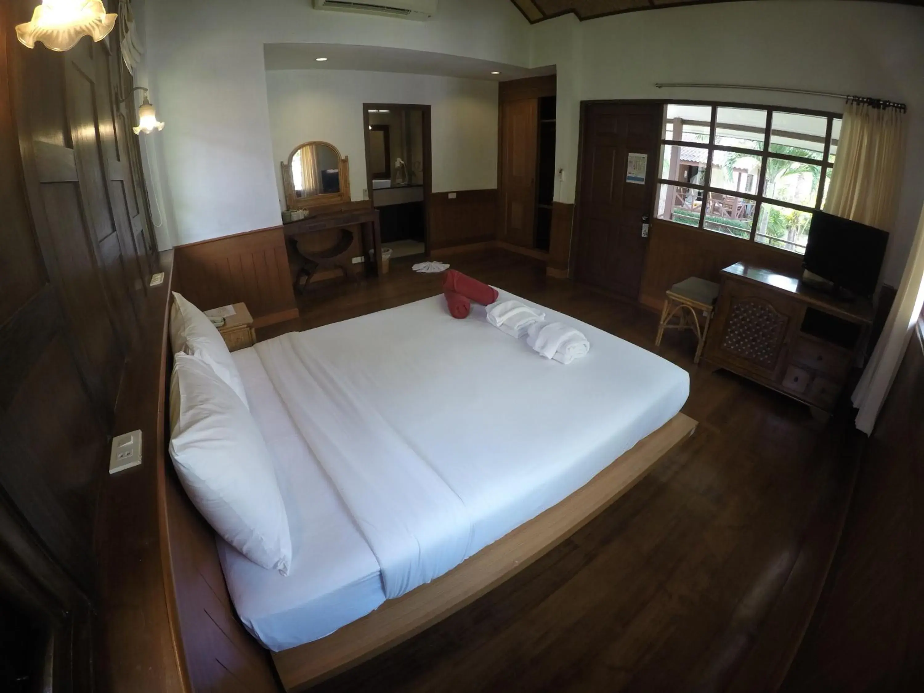 Bed in Coco Palm Beach Resort - SHA Extra Plus Bed in Coco Palm Beach Resort - SHA Extra Plus