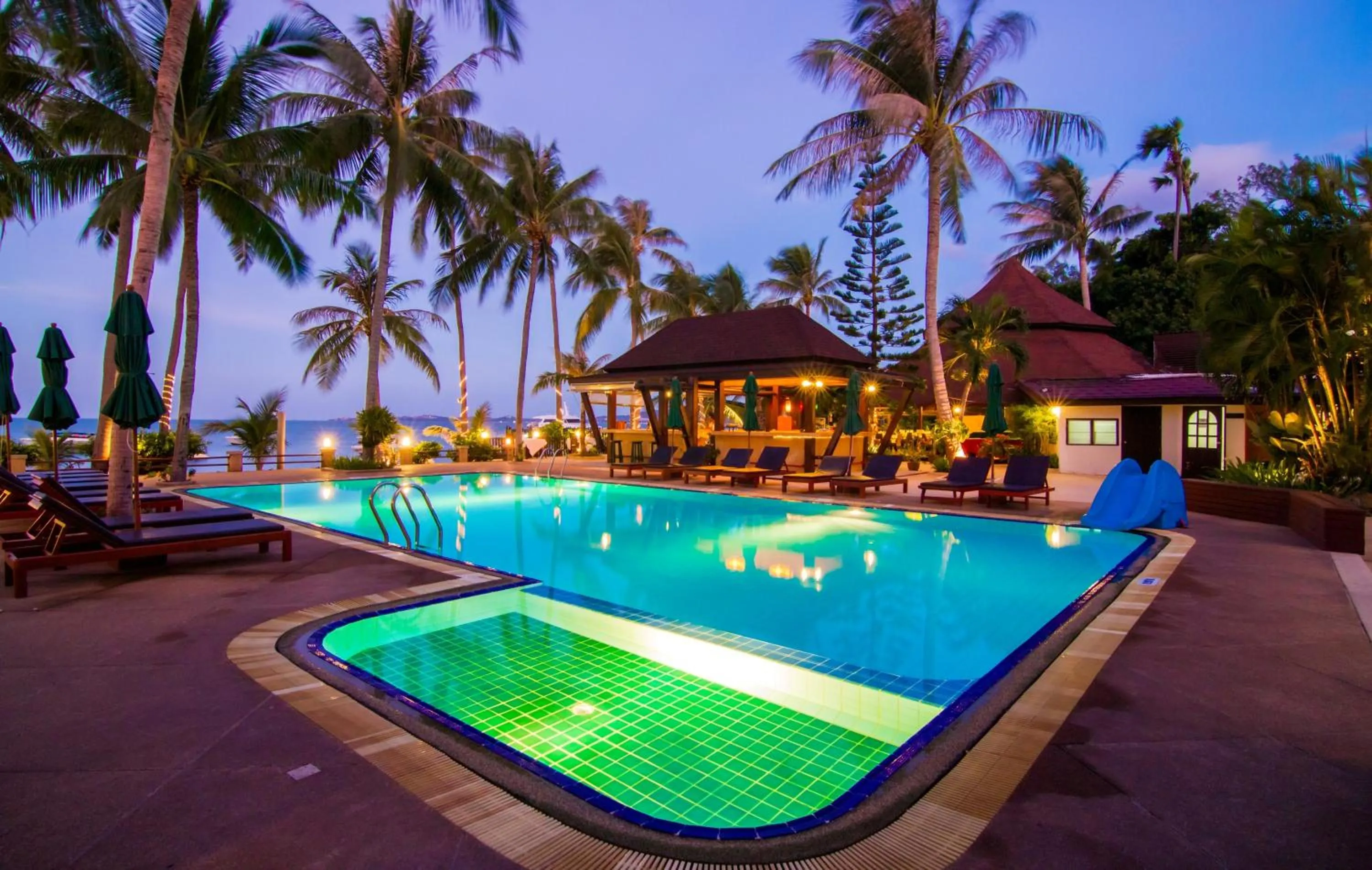 Swimming pool in Coco Palm Beach Resort - SHA Extra Plus