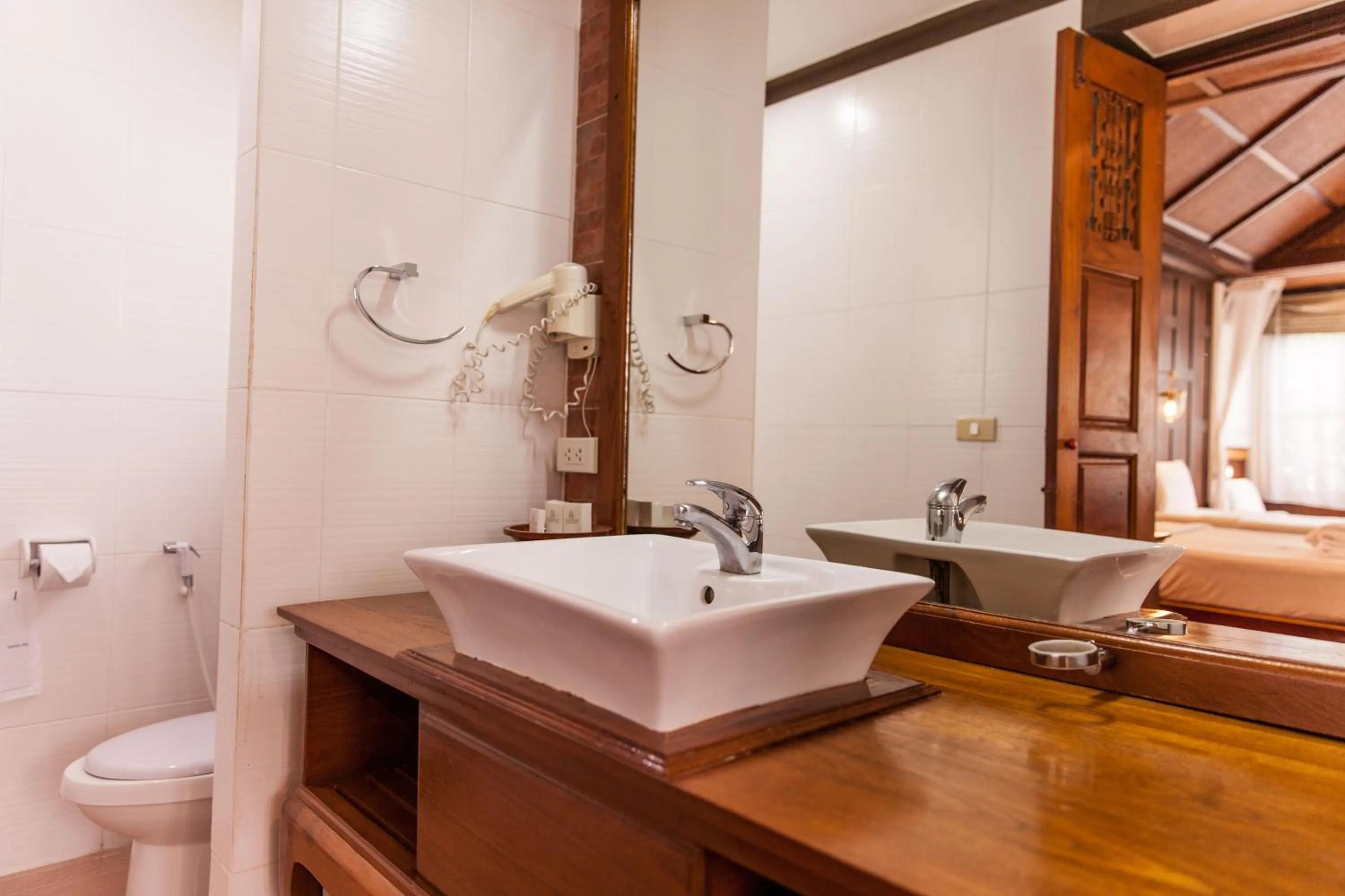 Coco Palm Beach Resort - SHA Extra Plus