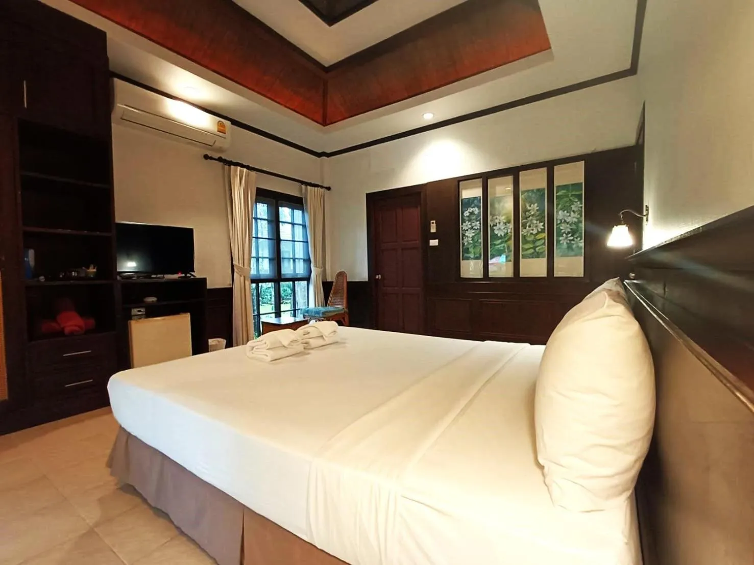 Bed in Coco Palm Beach Resort - SHA Extra Plus