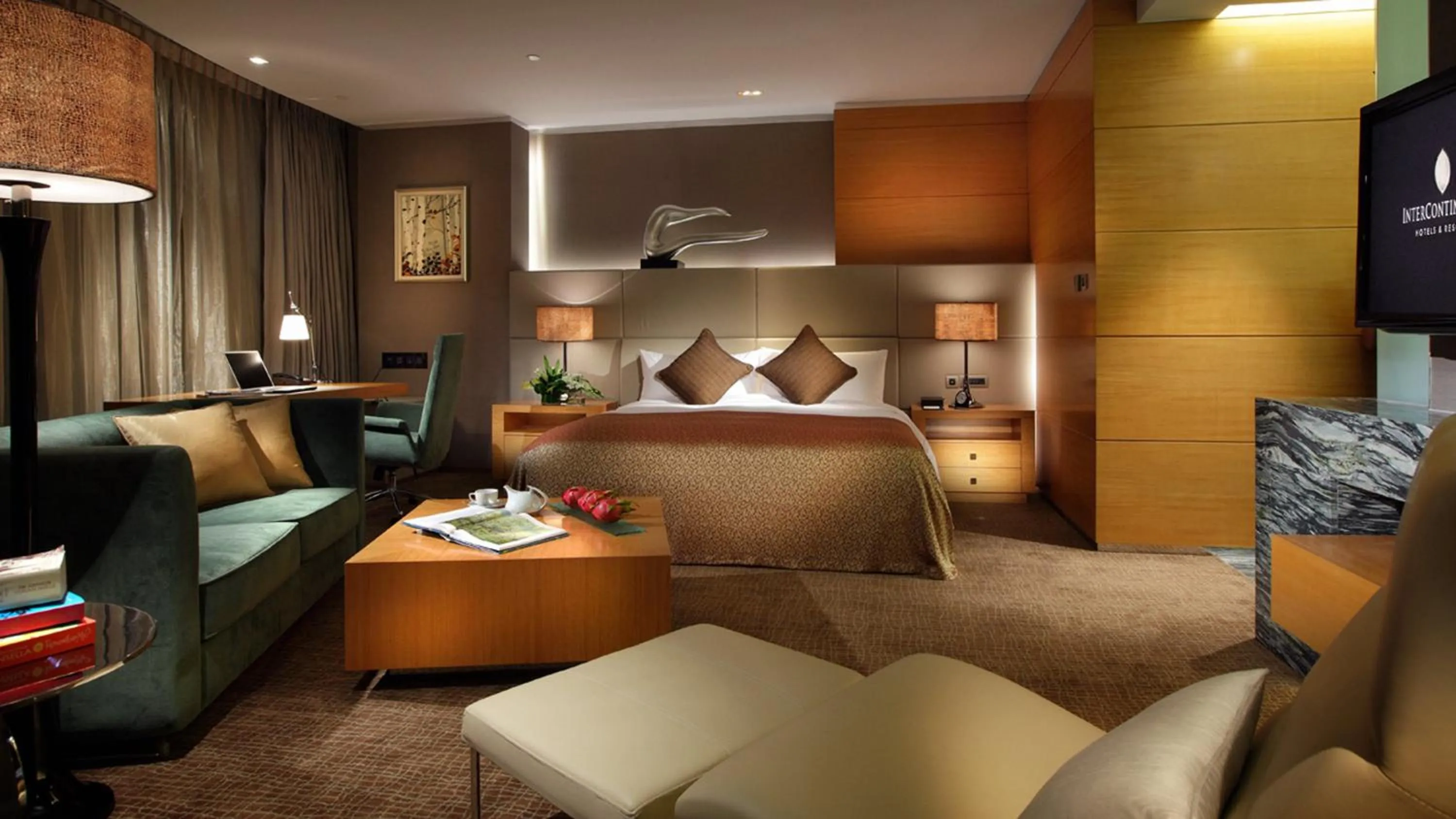 Photo of the whole room in InterContinental Nanjing by IHG