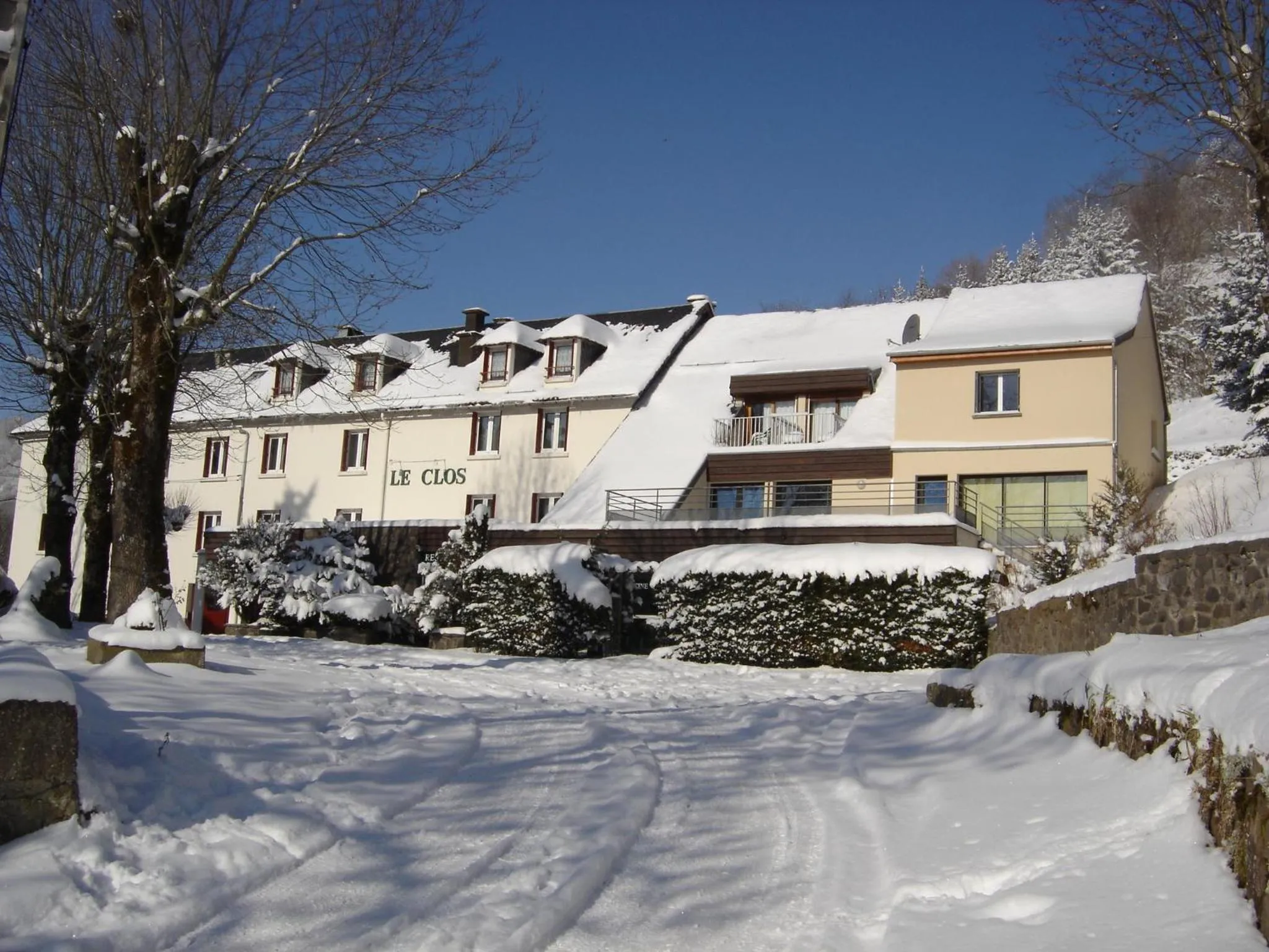 Facade/entrance in Hotel Restaurant Le Clos