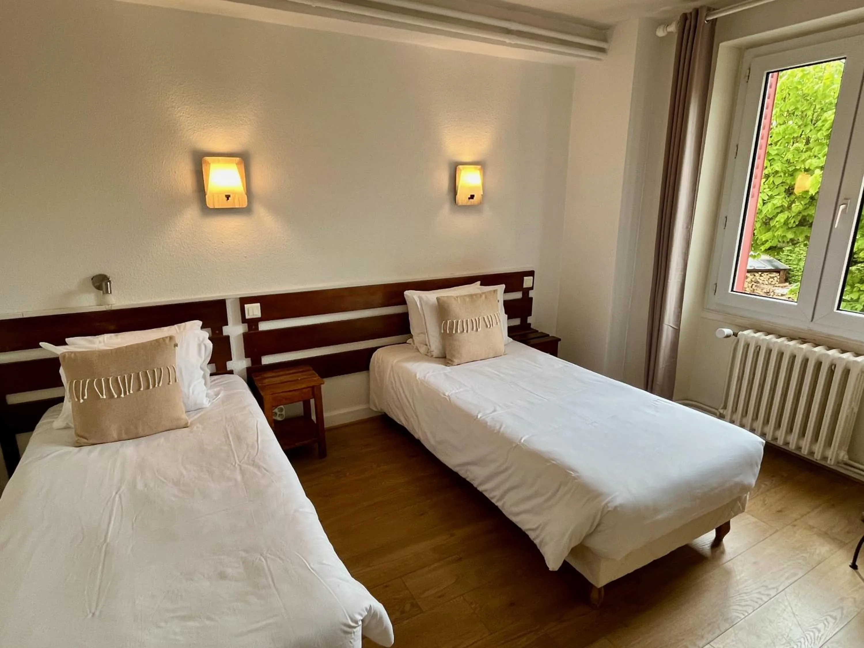 Bedroom, Bed in Hotel Restaurant Le Clos