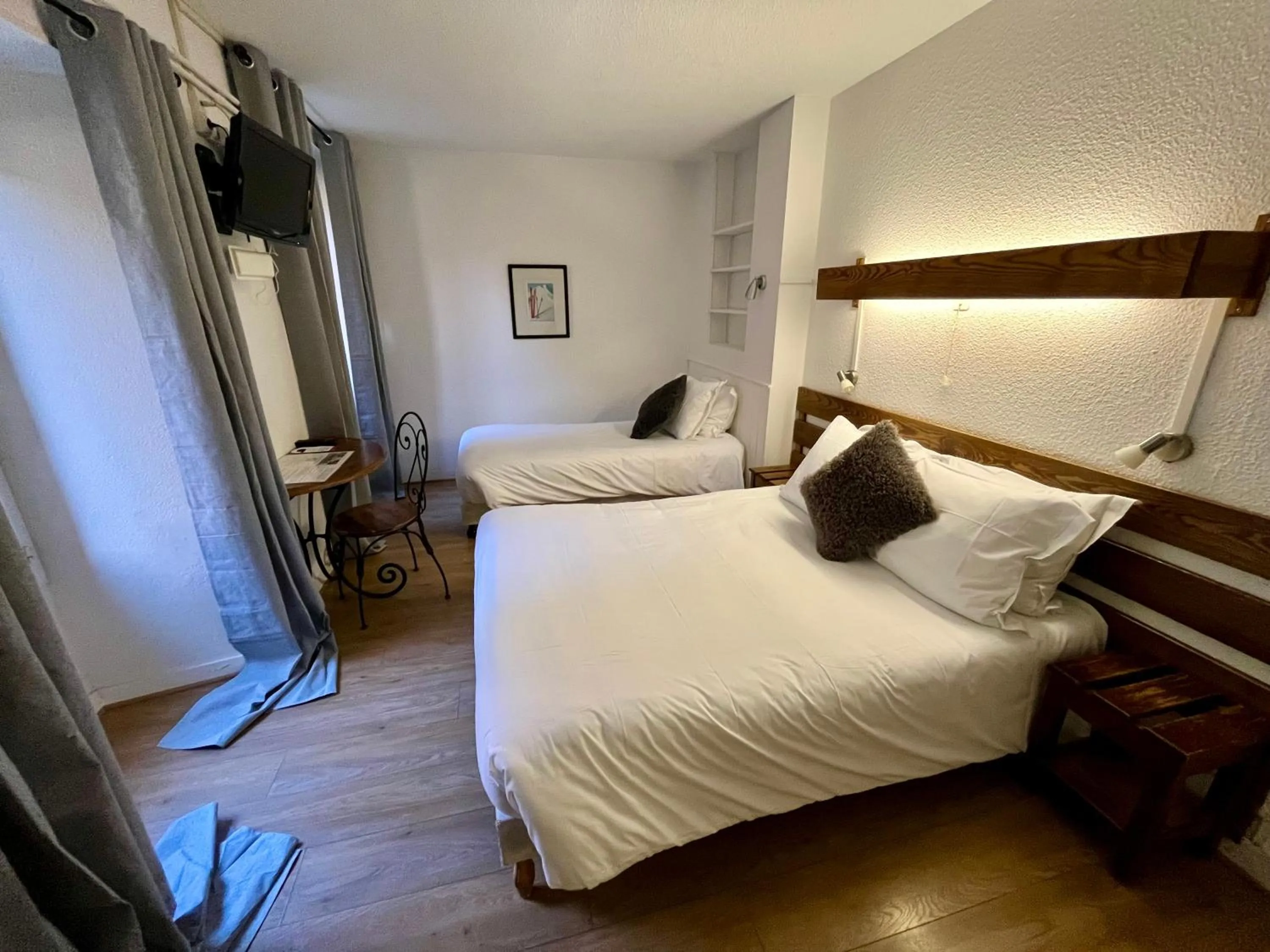 Bedroom, Bed in Hotel Restaurant Le Clos